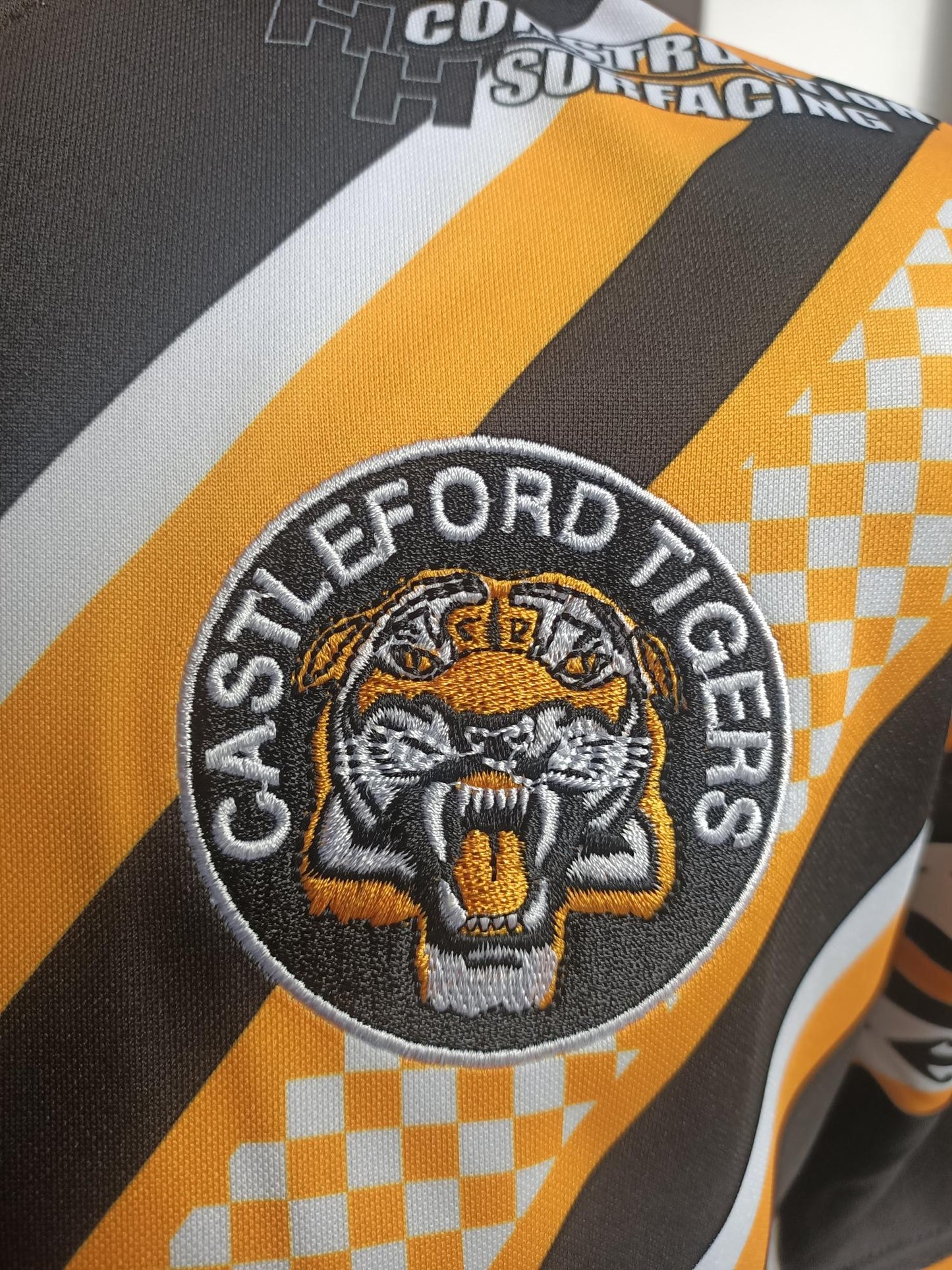 Castleford Tigers 2023 Magic Shirt BNWT