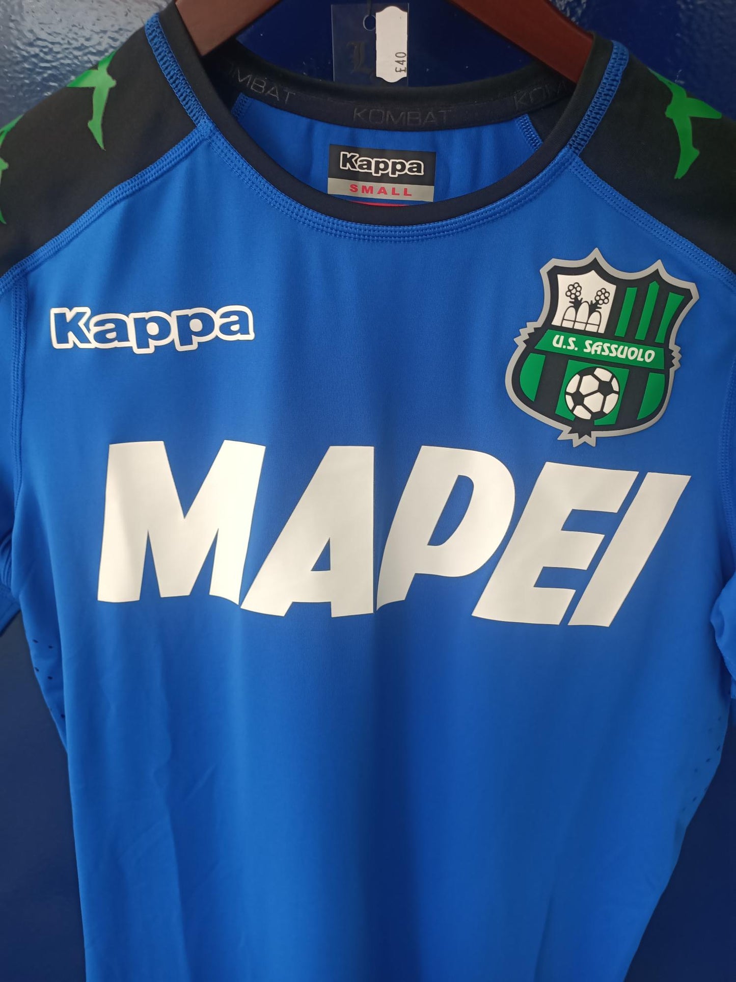 Sassuolo Third shirt 2016/2017 (Small)