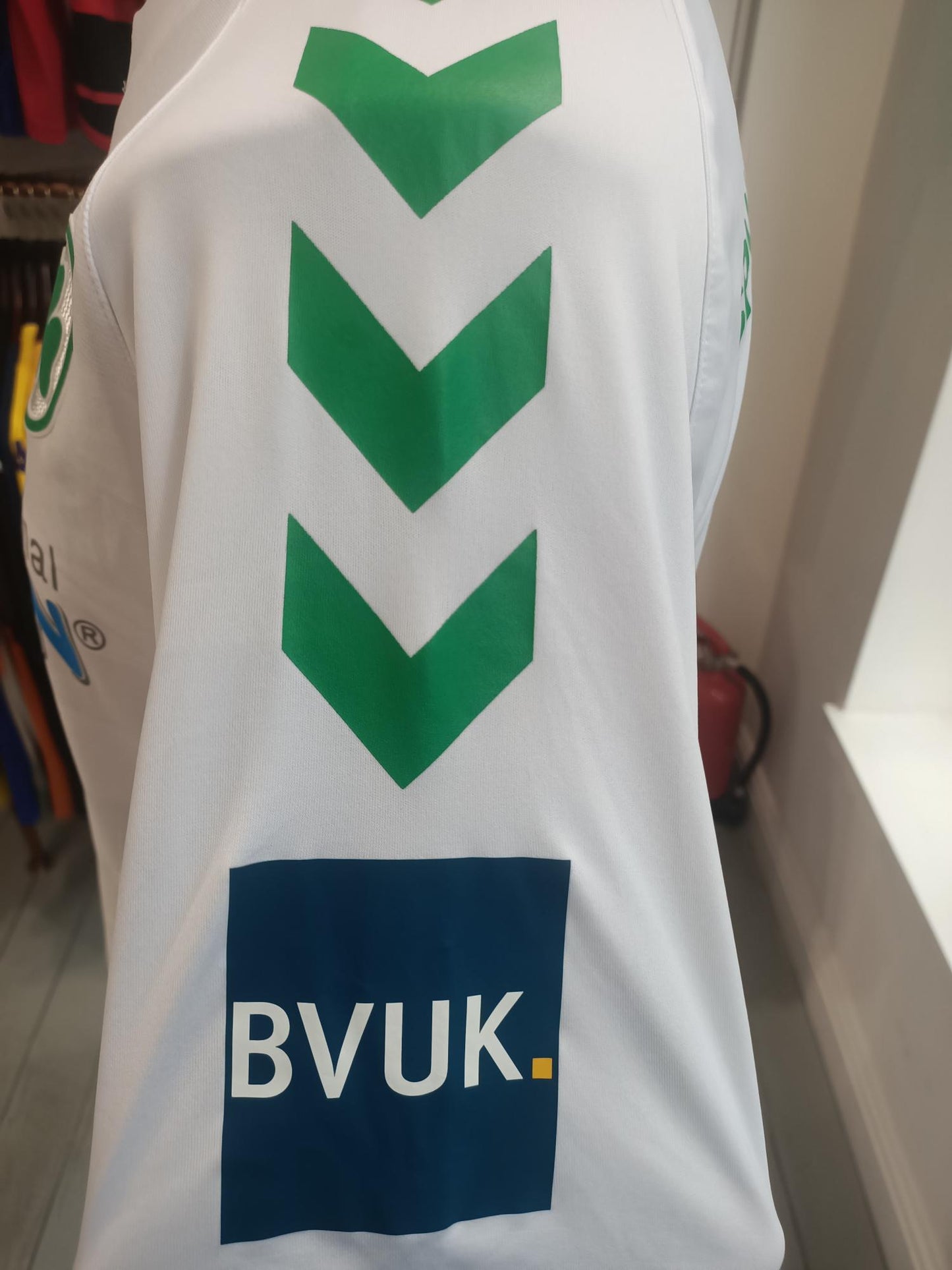 Greuther Fürth 17/18 Home Shirt (Large)