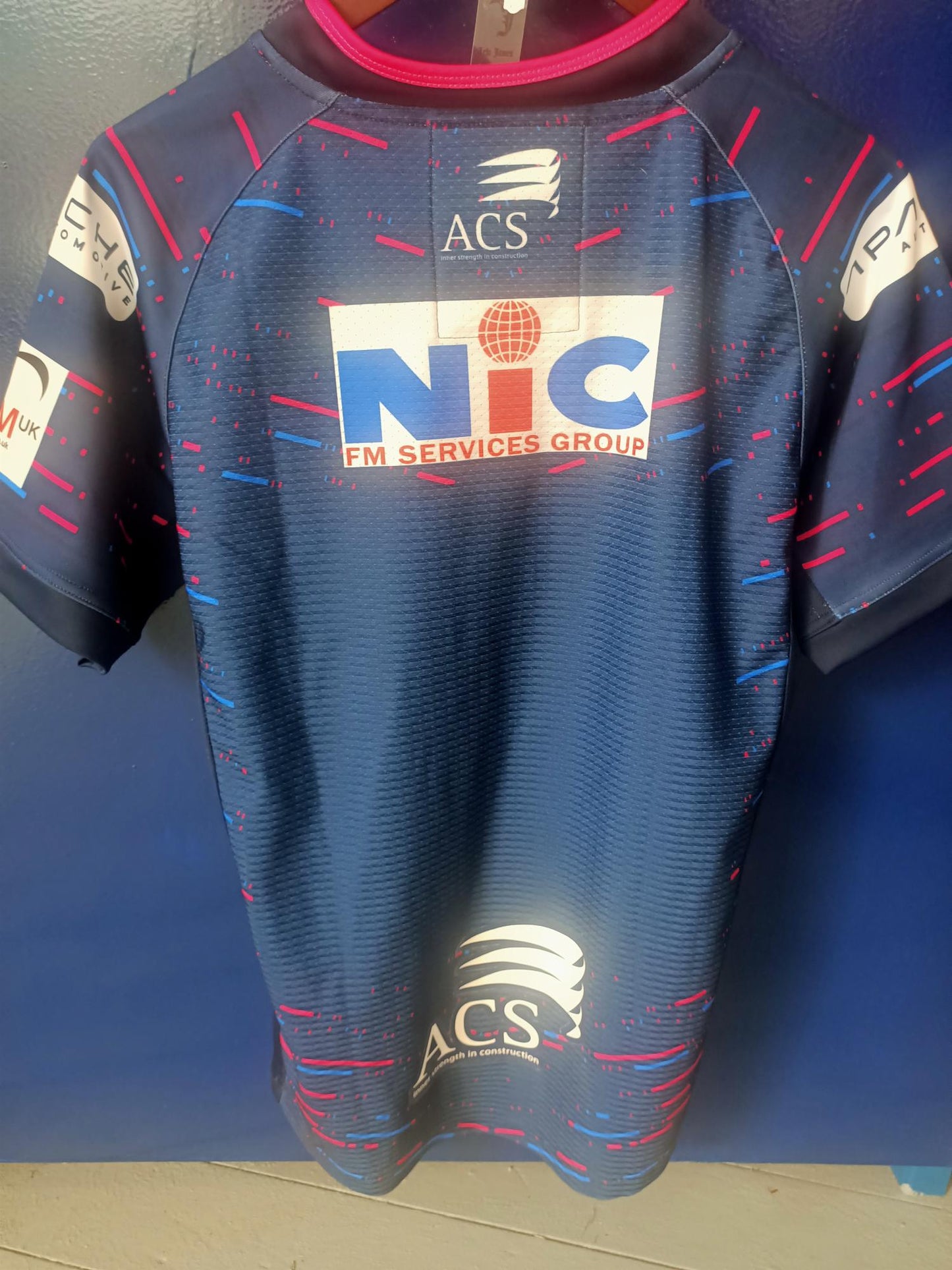 Leeds Rhinos 2024 Away shirt (large)