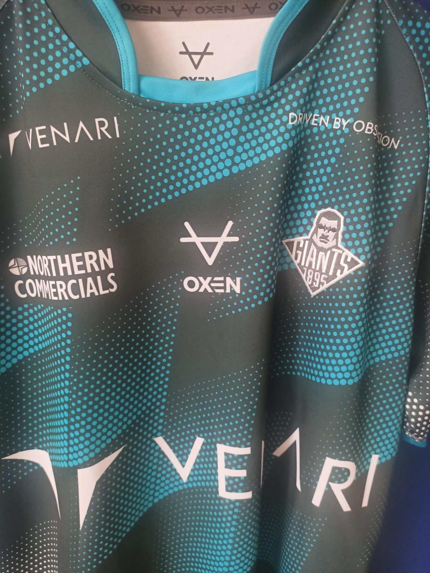 Huddersfield Giants 2024 away shirt