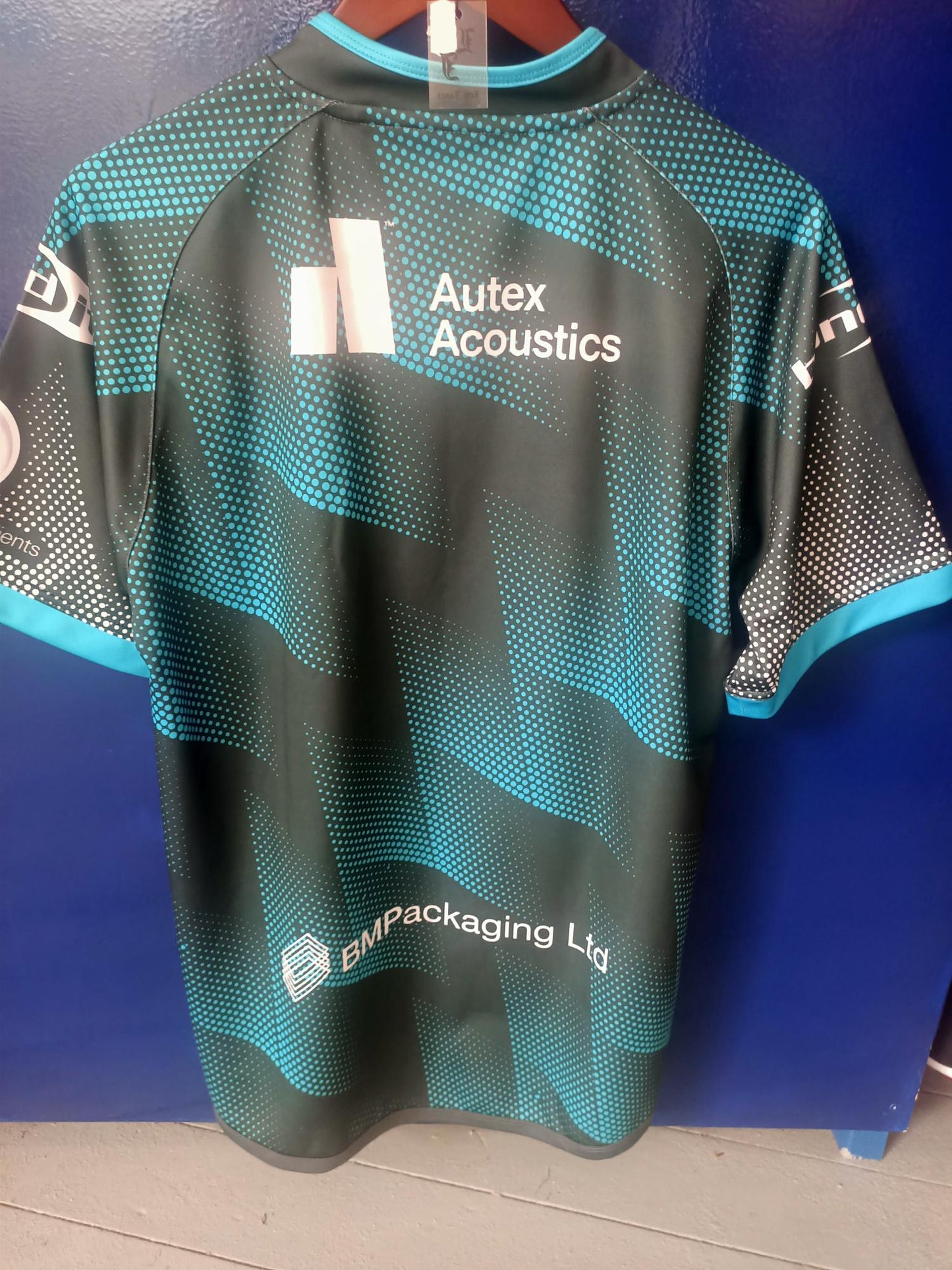 Huddersfield Giants 2024 away shirt