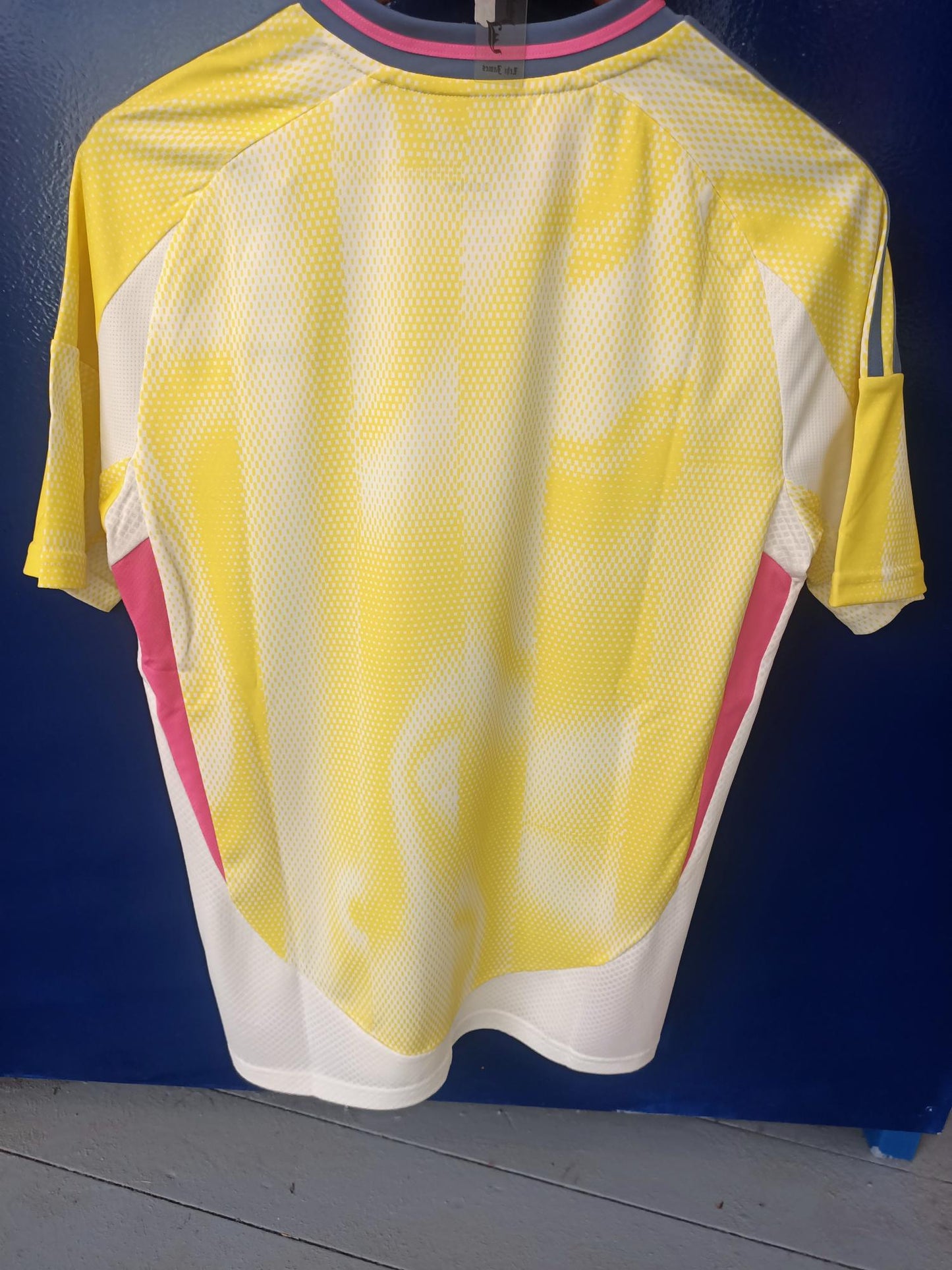 Juventus 2024-2025 Away shirt
