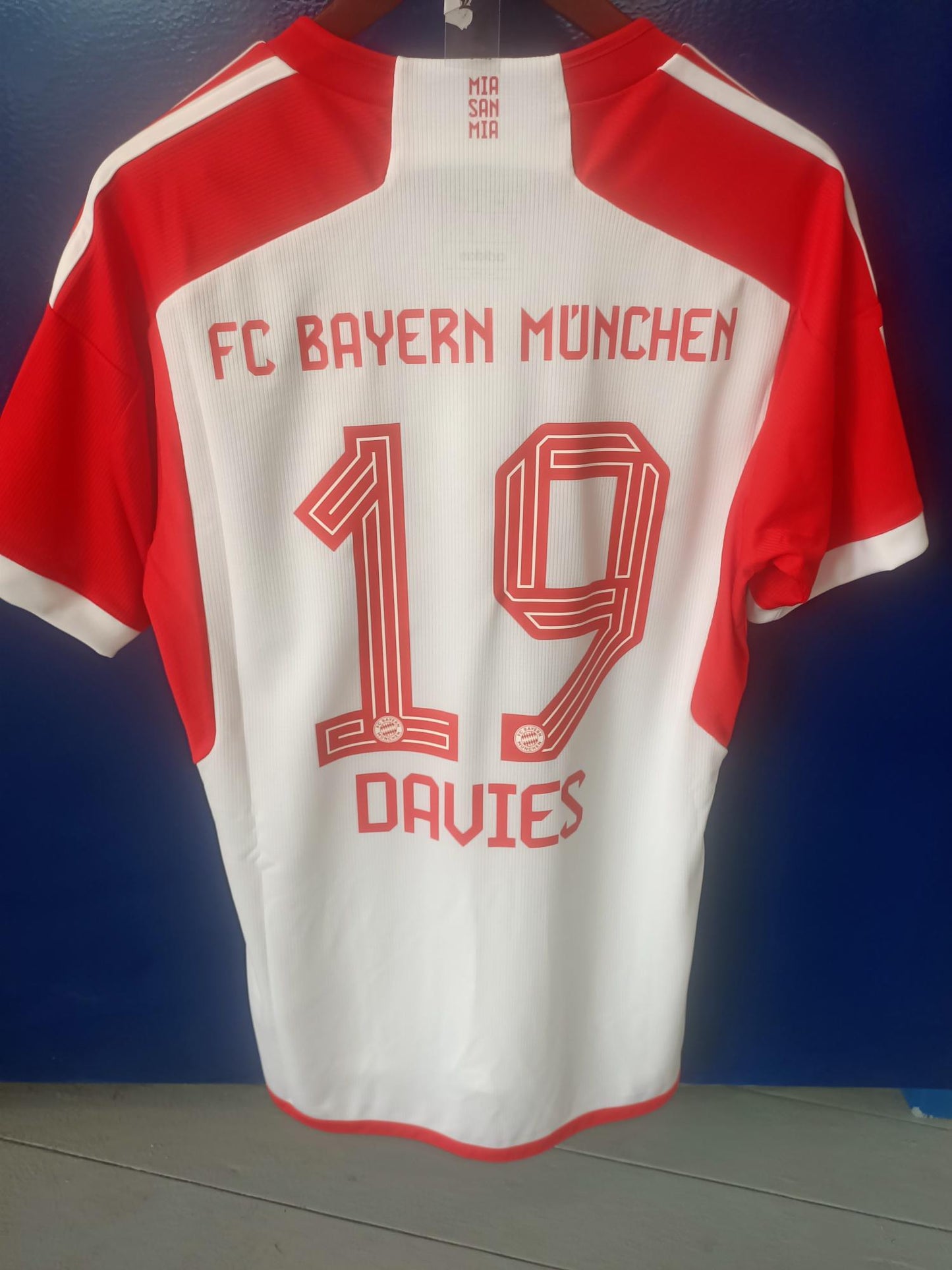 Bayern München 2023-2024 Home Shirt BNWT