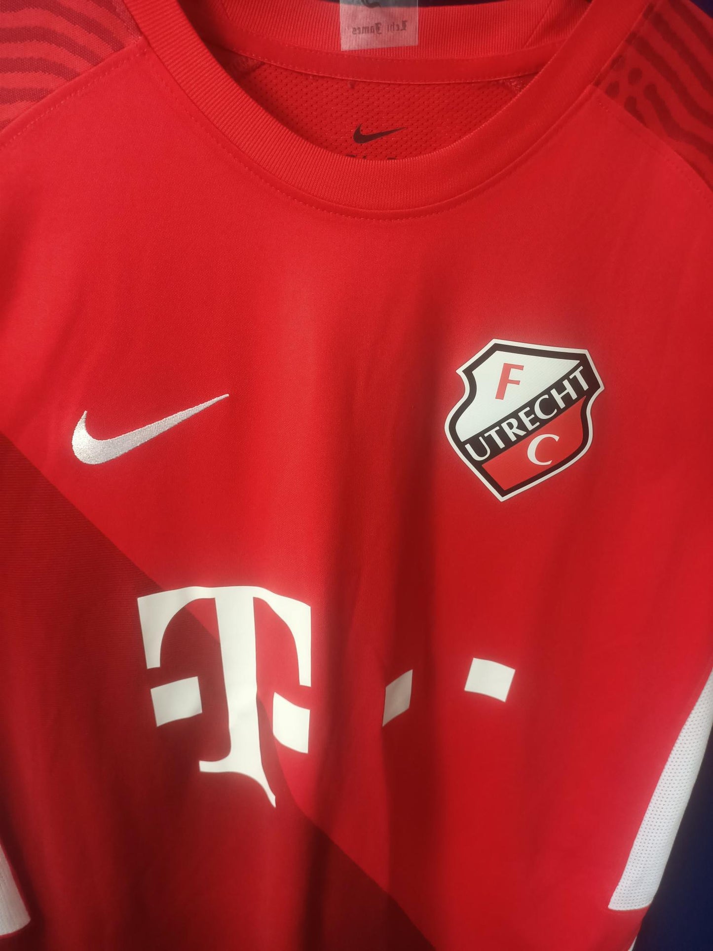 FC Utrecht 2021-2022 Home Shirt