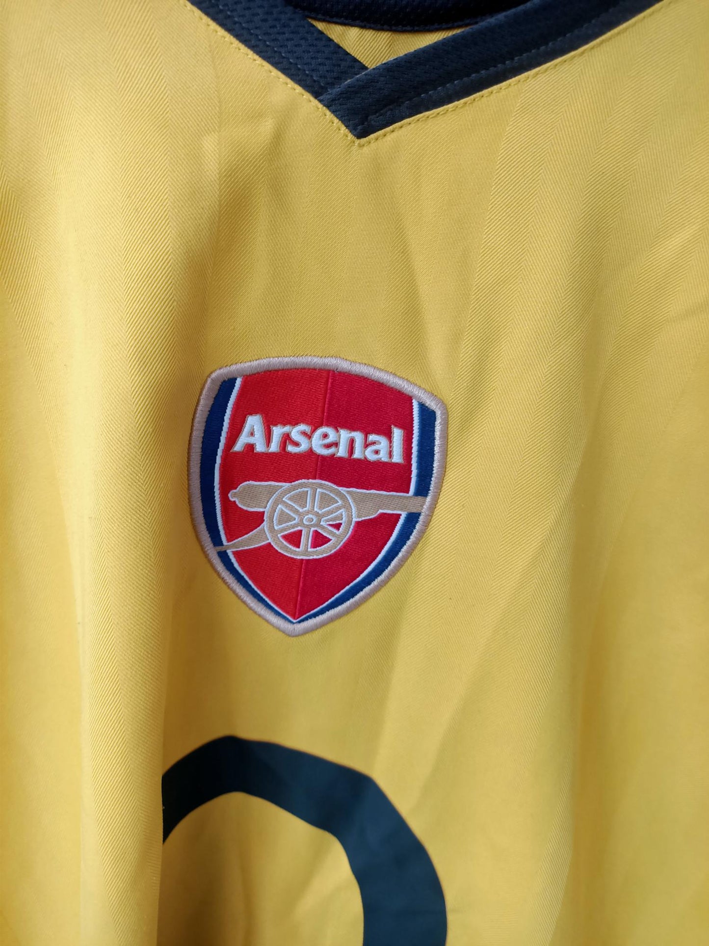 Arsenal 2005-2006 Away Shirt