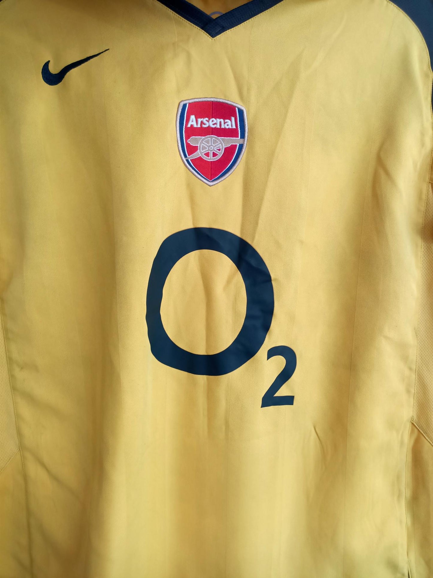 Arsenal 2005-2006 Away Shirt