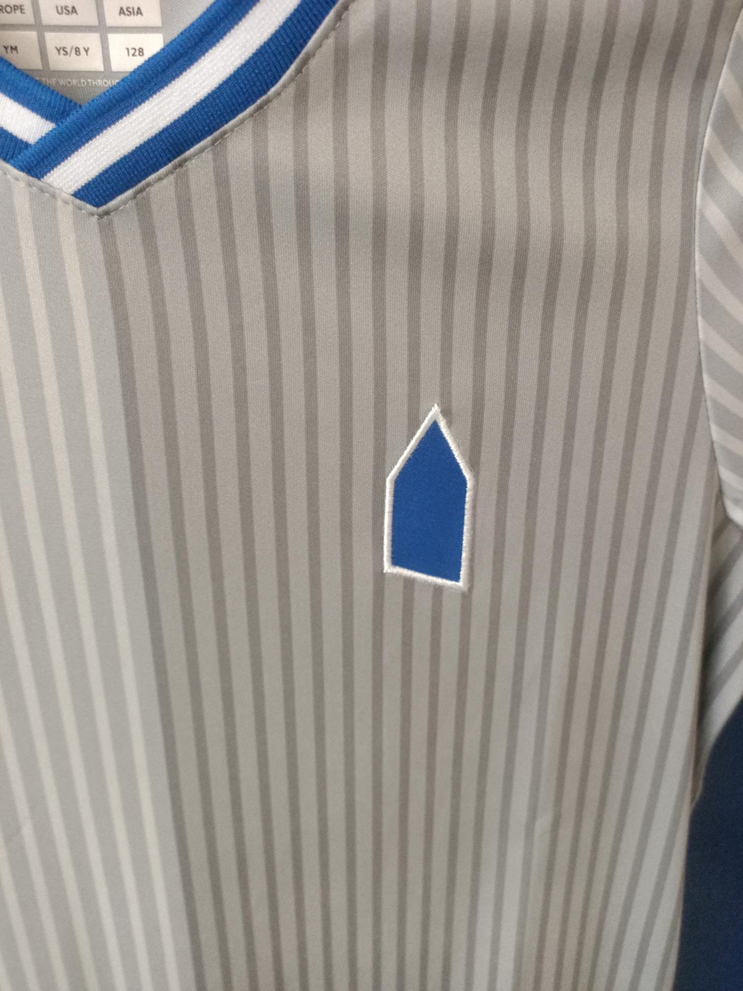 Everton 2023-2024 Third Shirt (Youth Medium)