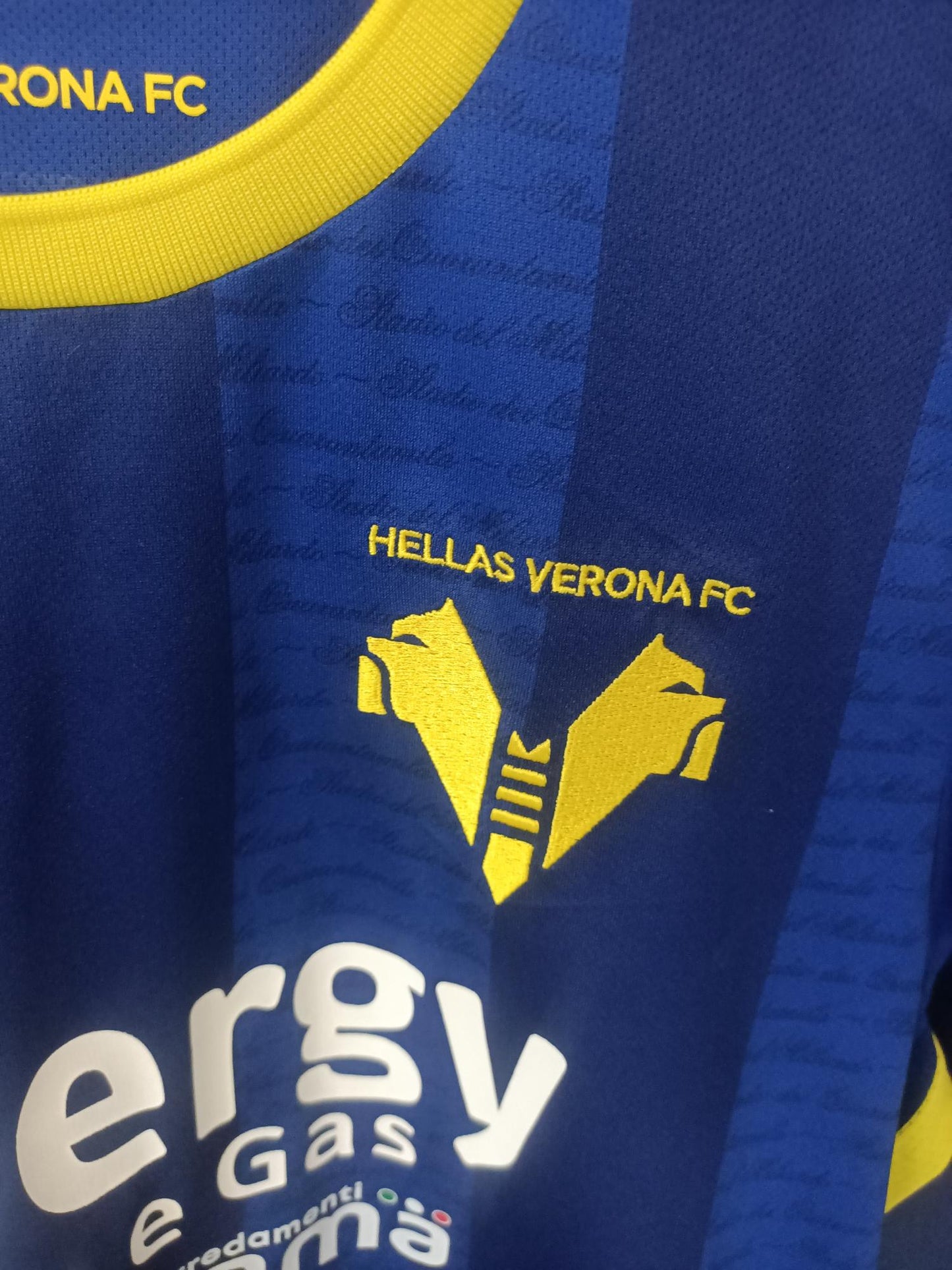 Hellas Verona FC 2023-2024 Home Shirt (15-16)