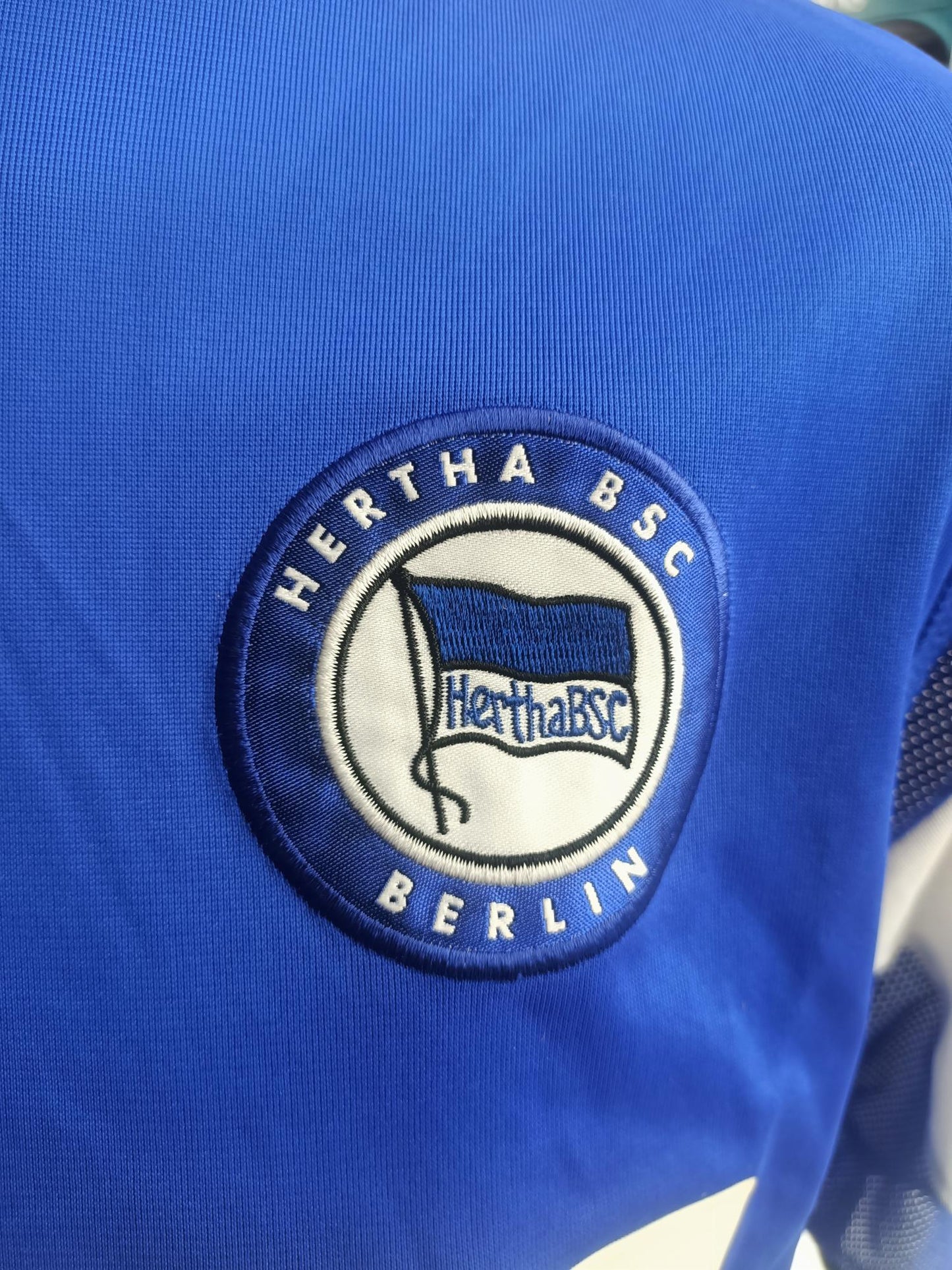 Hertha Berlin 2001-2002 Home Shirt