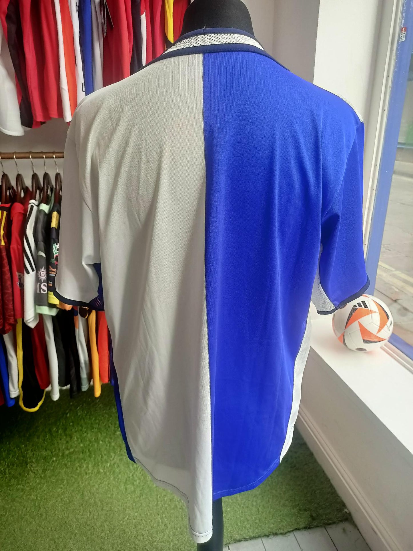 Hertha Berlin 2001-2002 Home Shirt