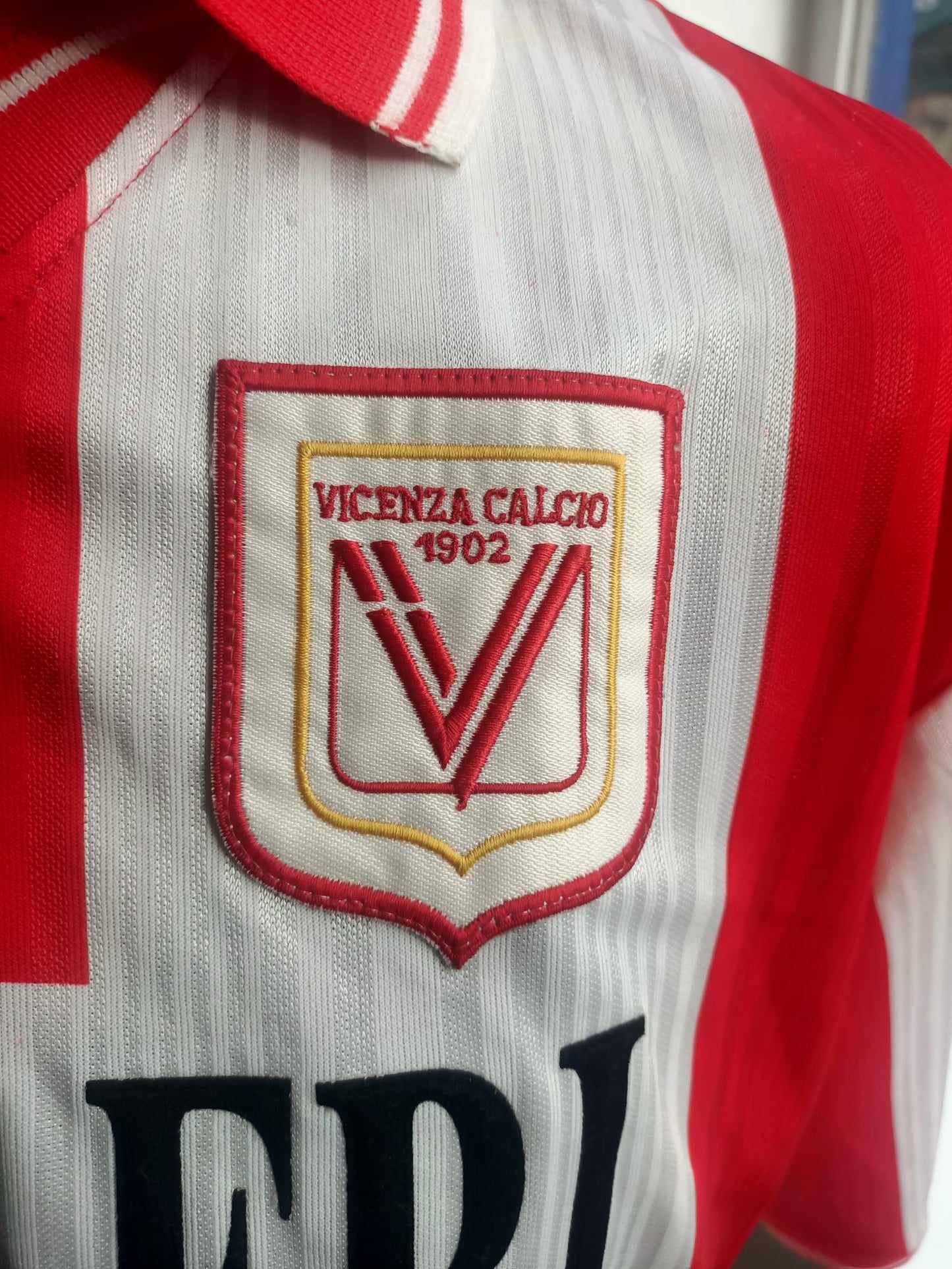 Vicenza Calcio 1997-1998 Home Shirt