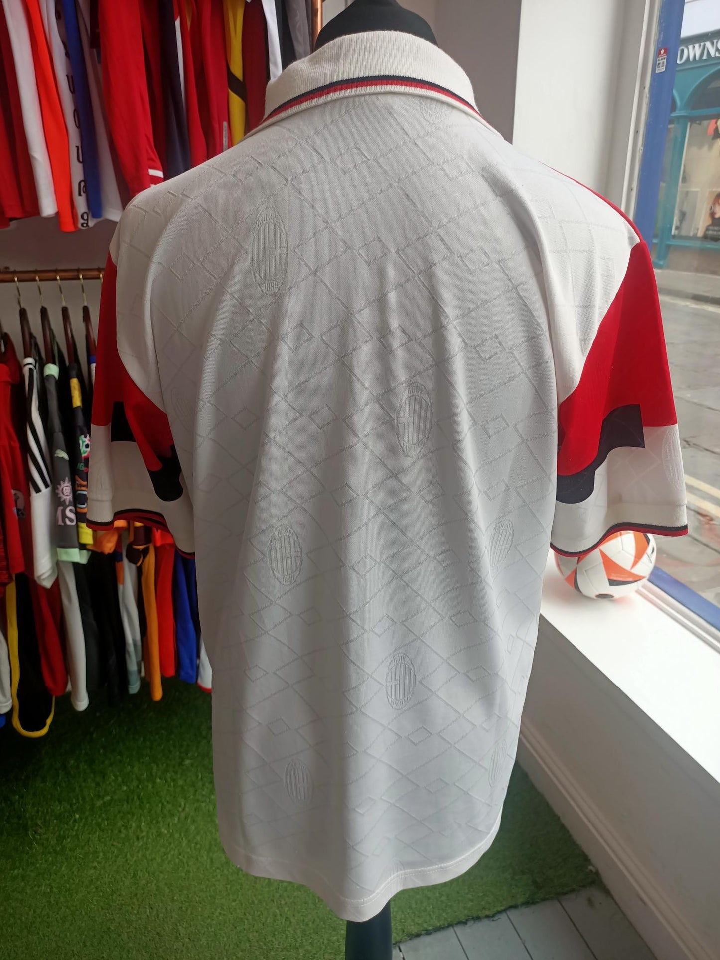 AC Milan 1994-1995 Away Shirt