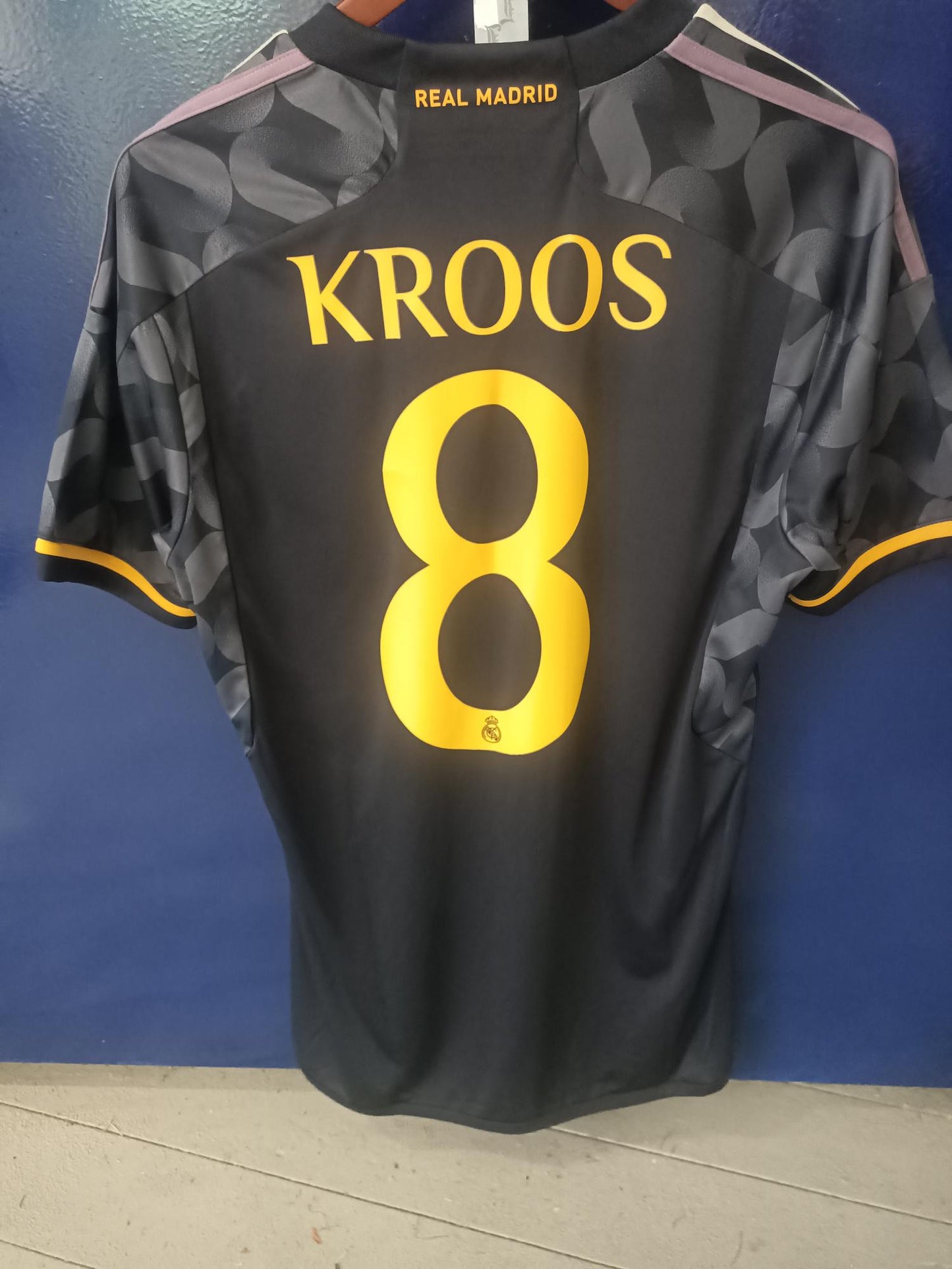 Real Madrid 2023-2024 Away shirt