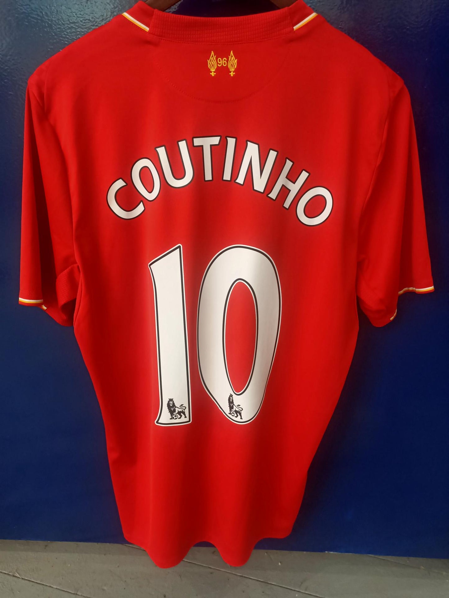 Liverpool 2015-2016 Home Shirt