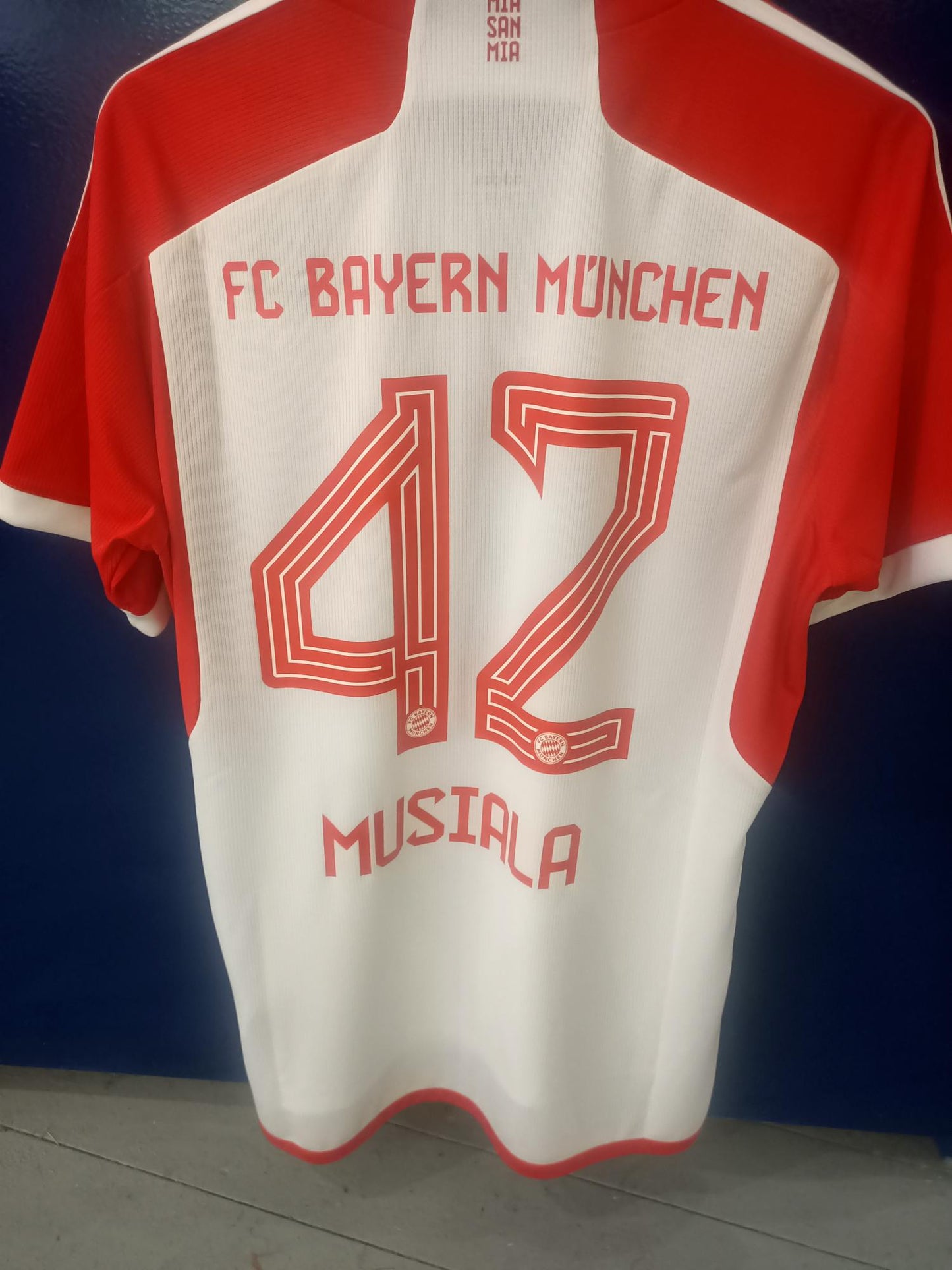 Bayern Munich 2023-2024 Home Shirt
