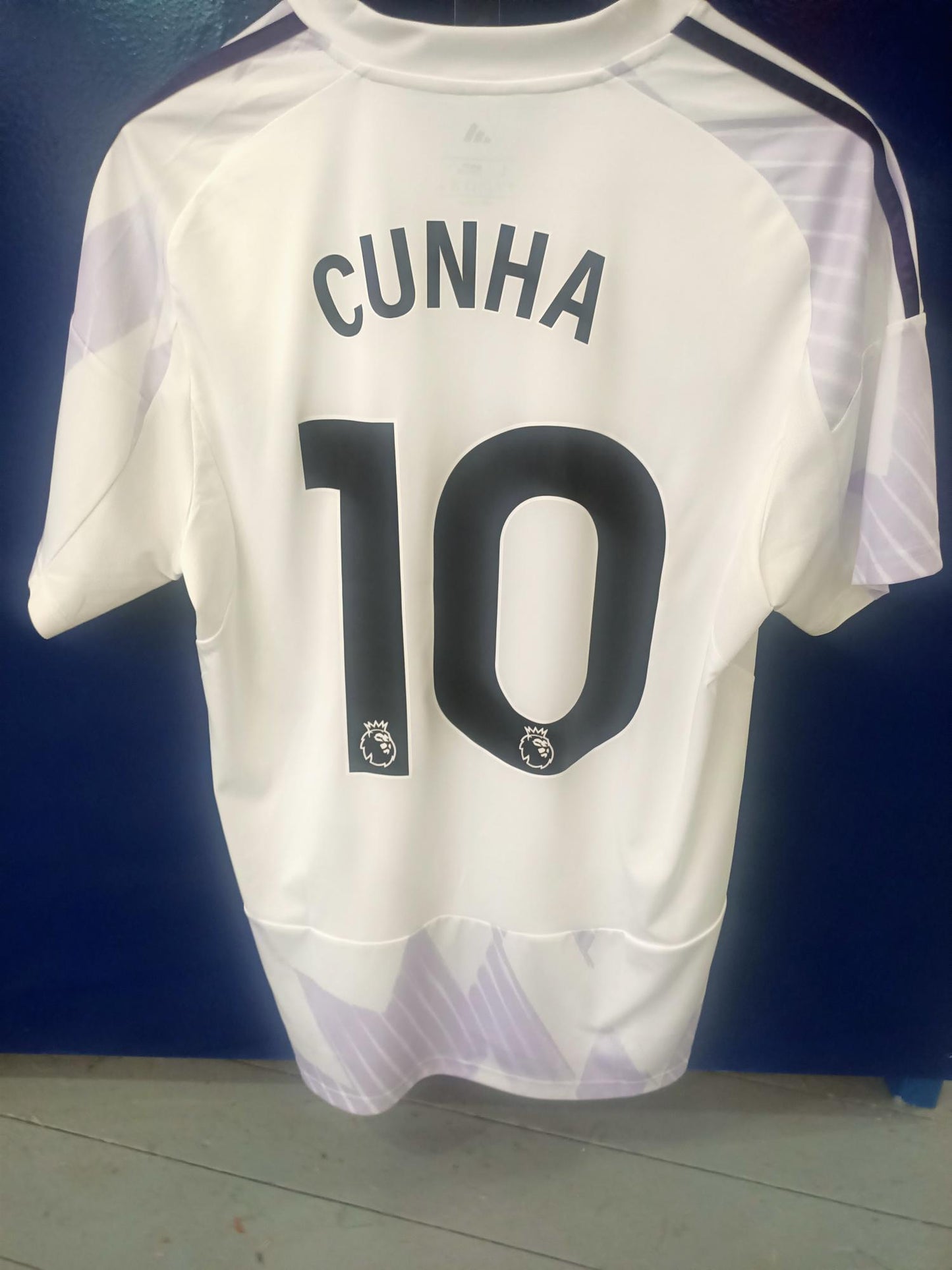 Manchester United 2025-2026 Away Shirt