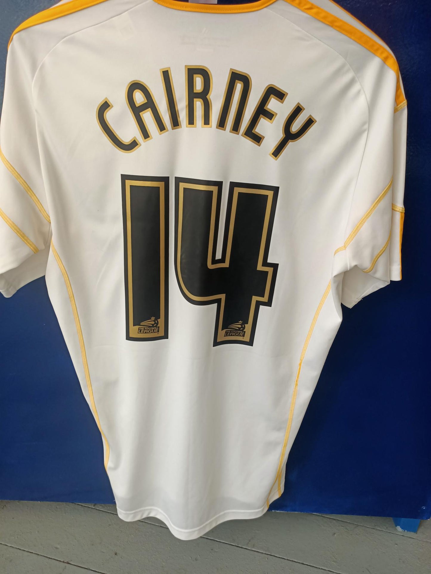 Hull city 2010-2011 Away Shirt (Medium)