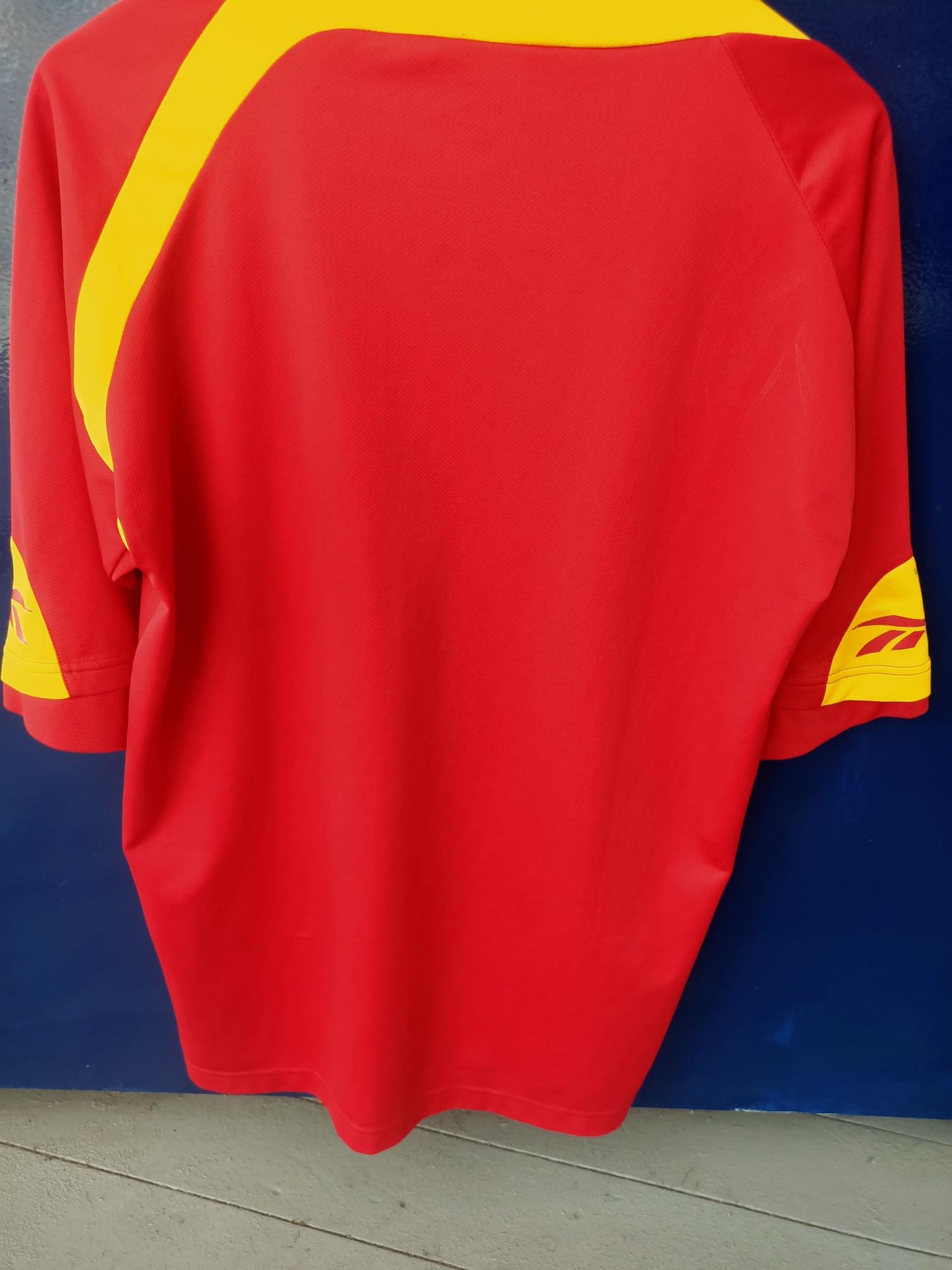 RC Lens 2009-2010 Home Shirt (Medium)