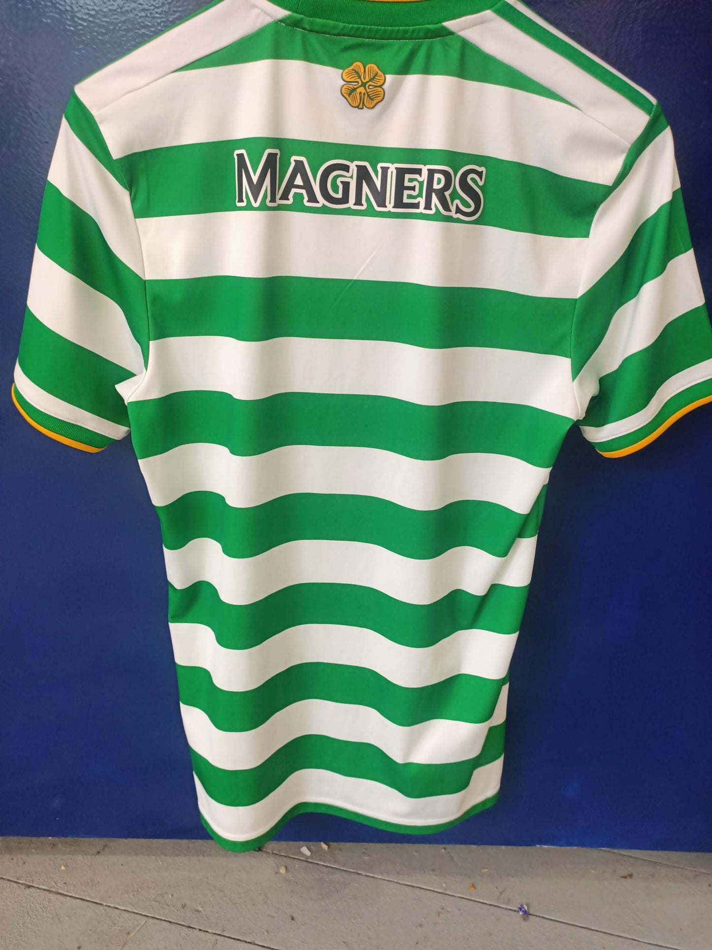 Celtic 2020/2021 Home Shirt (Small)