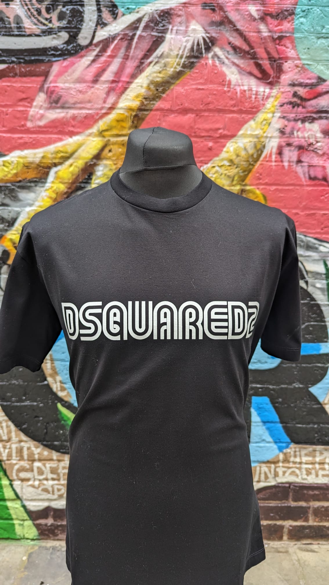 Dsquared2 Logo T shirt in black BNWT