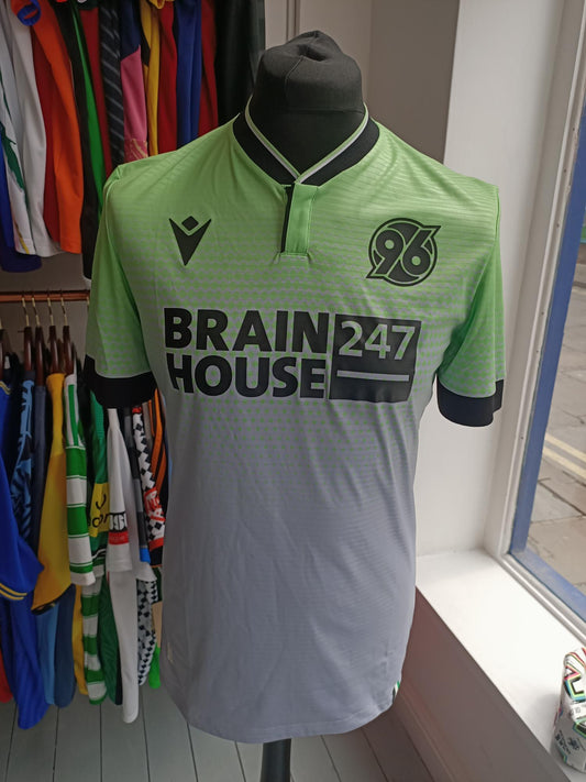 Hannover 96 2023/2024 Third Shirt (Medium)