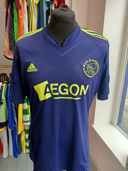 Ajax 2010/2011 Away Shirt (Large)