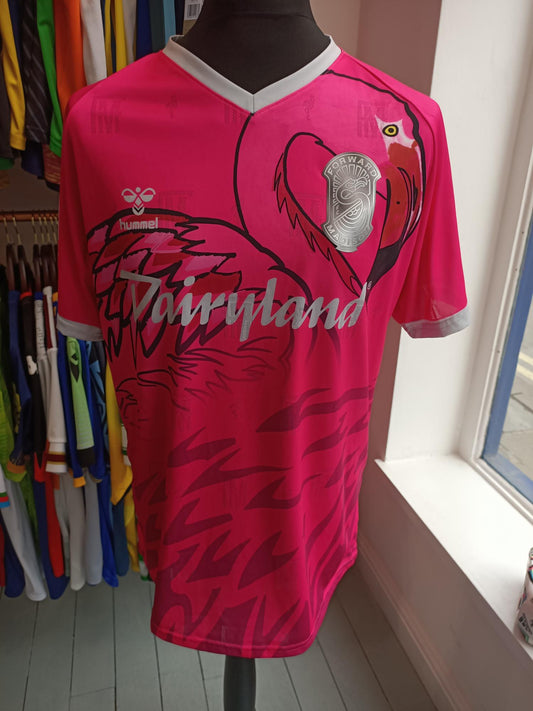 Forward Maddison 2022 Third Shirt BNWOT (Large)