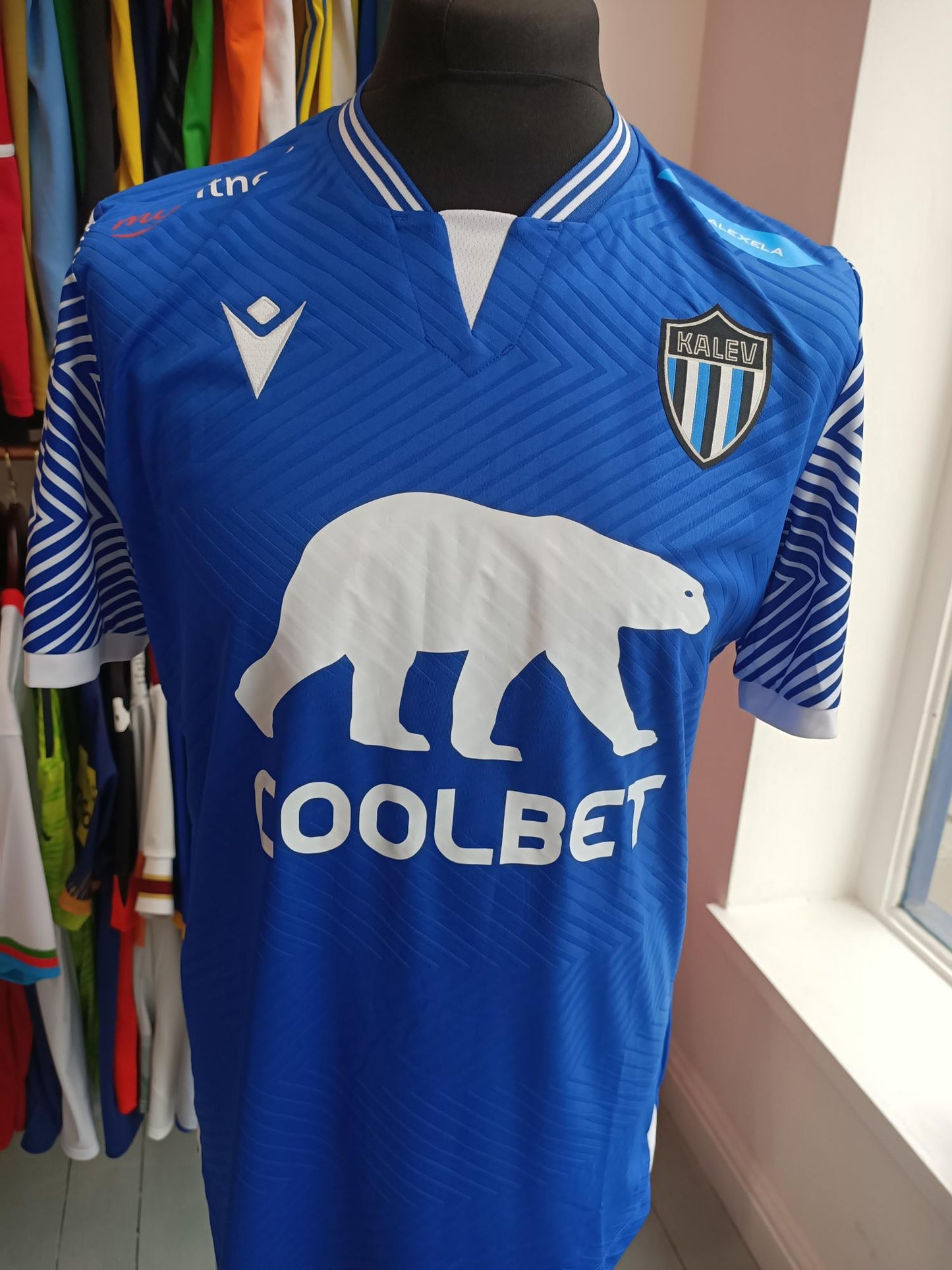 JK Tallinna Kalev football shirt BNWT (Large)