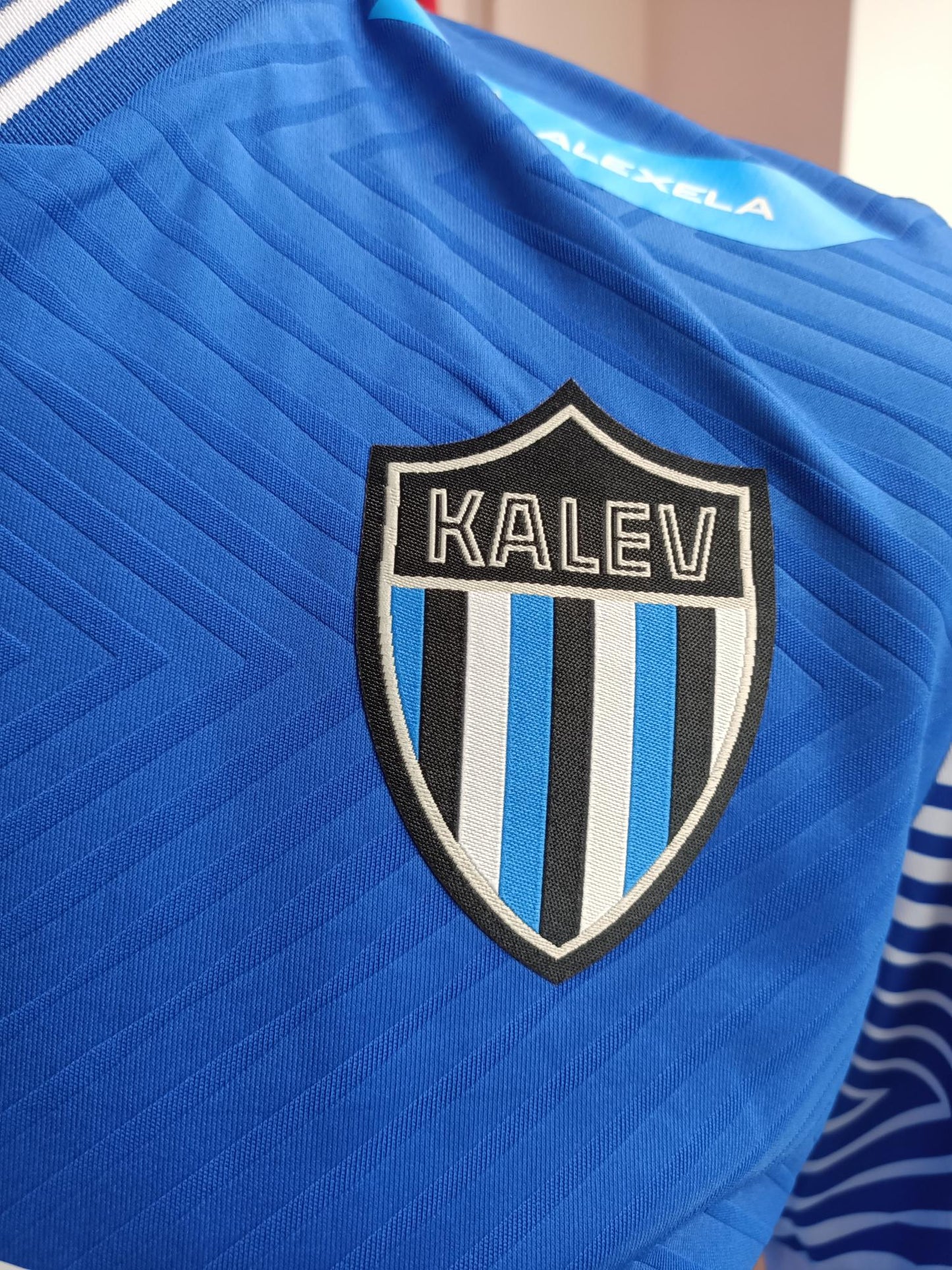 JK Tallinna Kalev football shirt BNWT (Large)