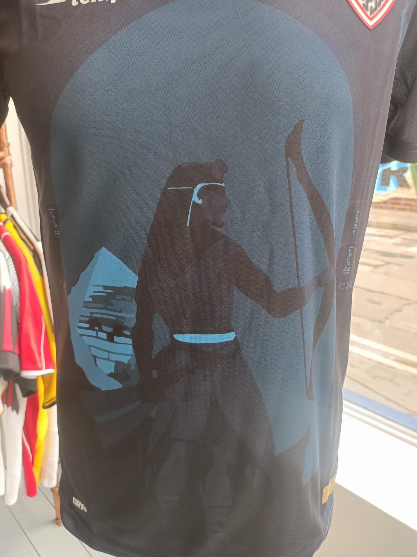 Zamalek 23/24 away shirt (Medium)