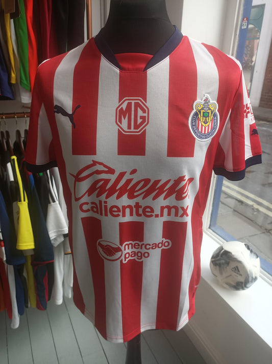 Chivas de Guadalajara 24/25 Home shirt BNWT (Medium)