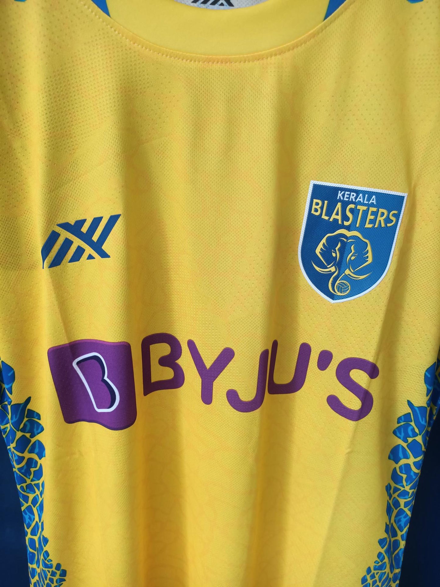 Kerla Blasters 2023/2024 Home BNWT (Small)
