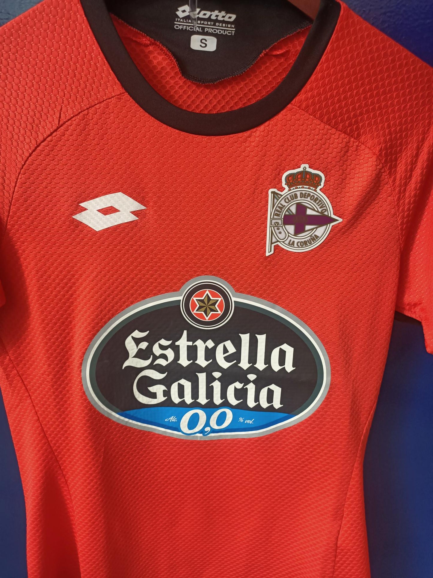 Deportivo De La Coruna 2015/2016 third (Small)