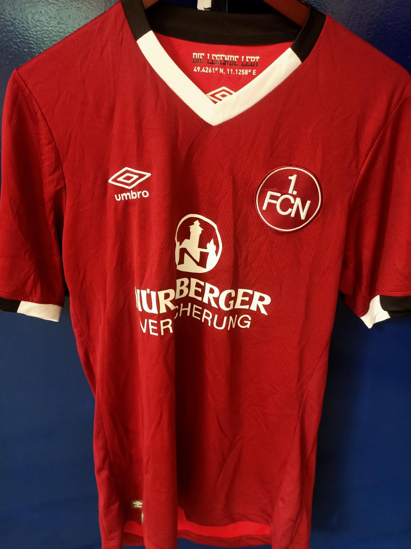 FC Nurnberg 2016/2017 Home Shirt (Small)