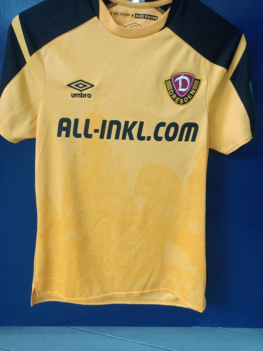 Dynamo Dresden 2020/2021 Home Shirt (Small)