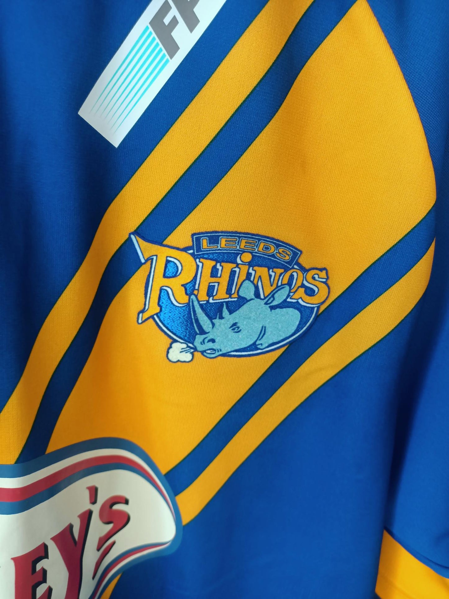 Leeds Rhinos 2006 Home shirt (Large)