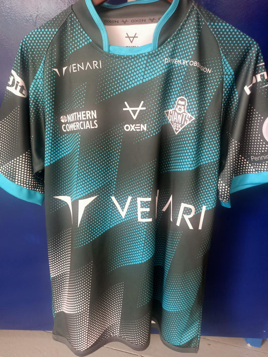 Huddersfield Giants 2024 away shirt