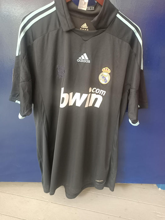 Real Madrid 2009-2010 Away Shirt