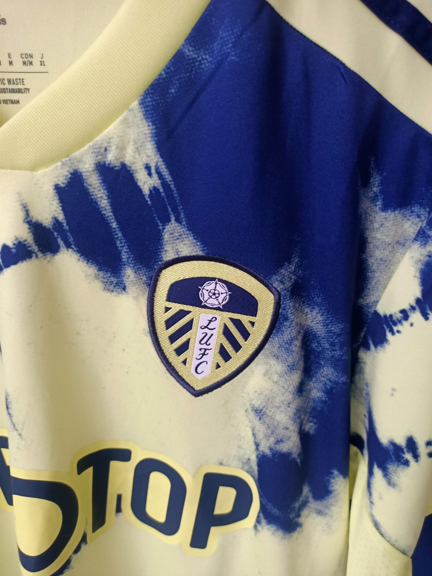 Leeds United 2022-2023 Away Shirt
