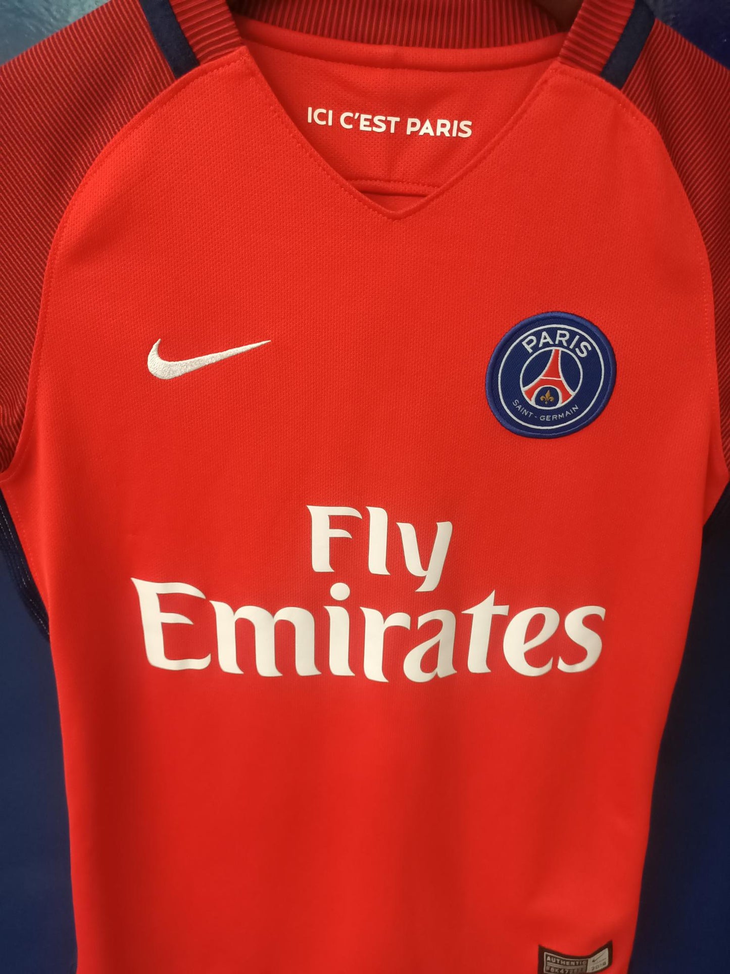 PSG 16-17 Away Shirt (Small Boys)