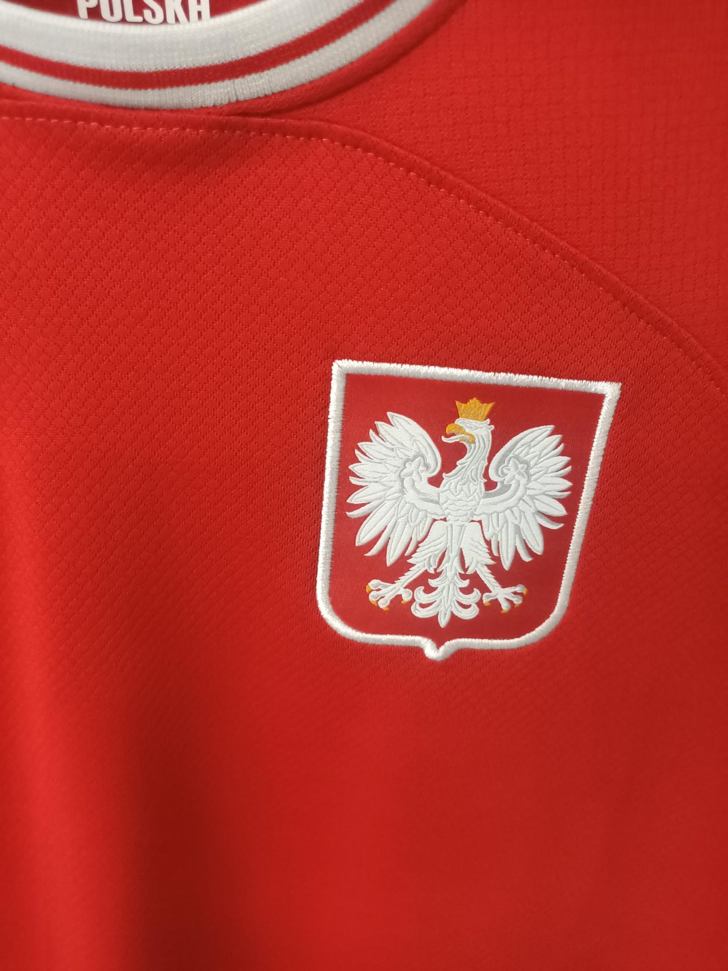 Poland 2022 Away Shirt (Youth Large)