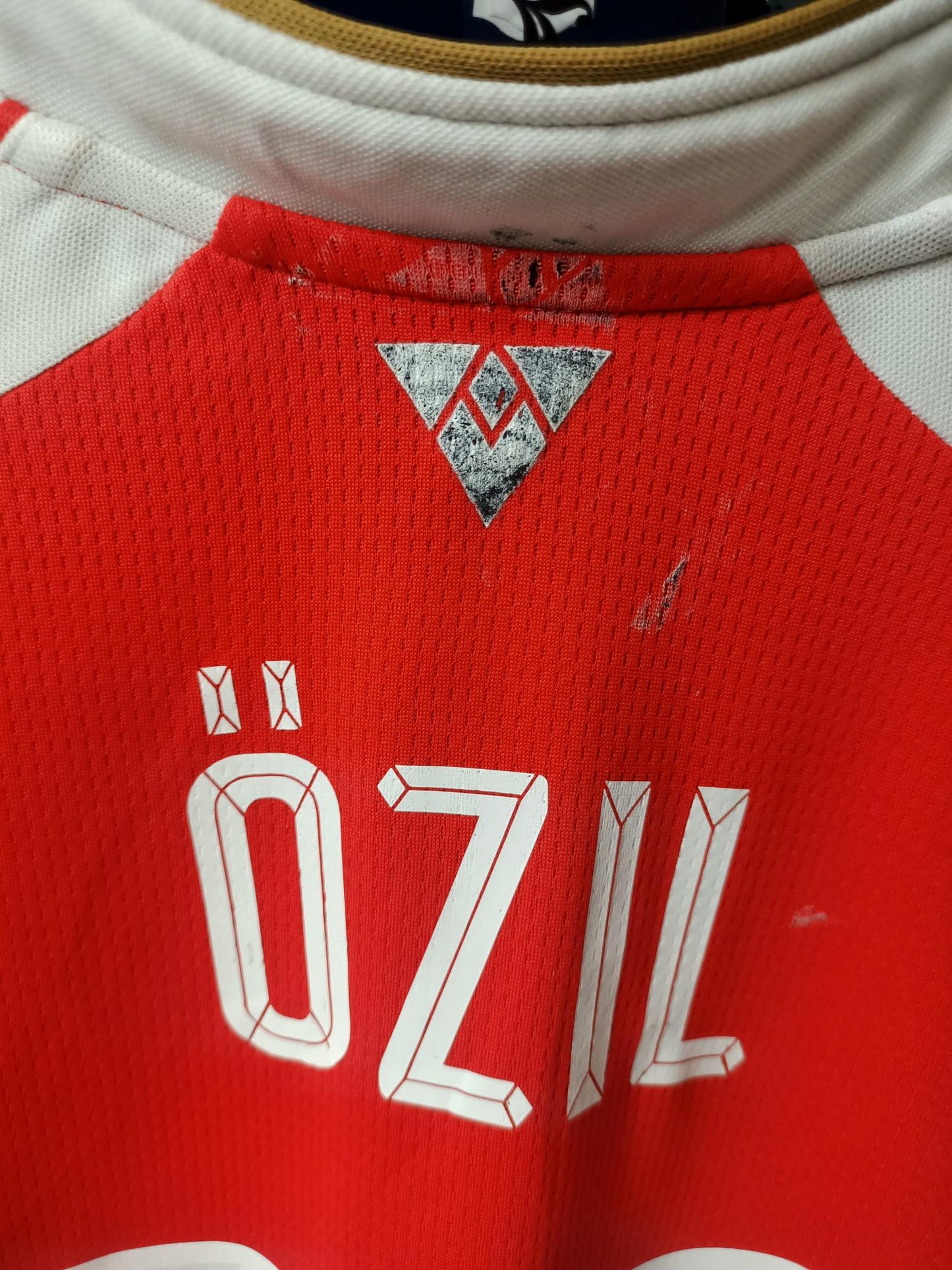 Arsenal 2015-2016 Home Shirt Ozil