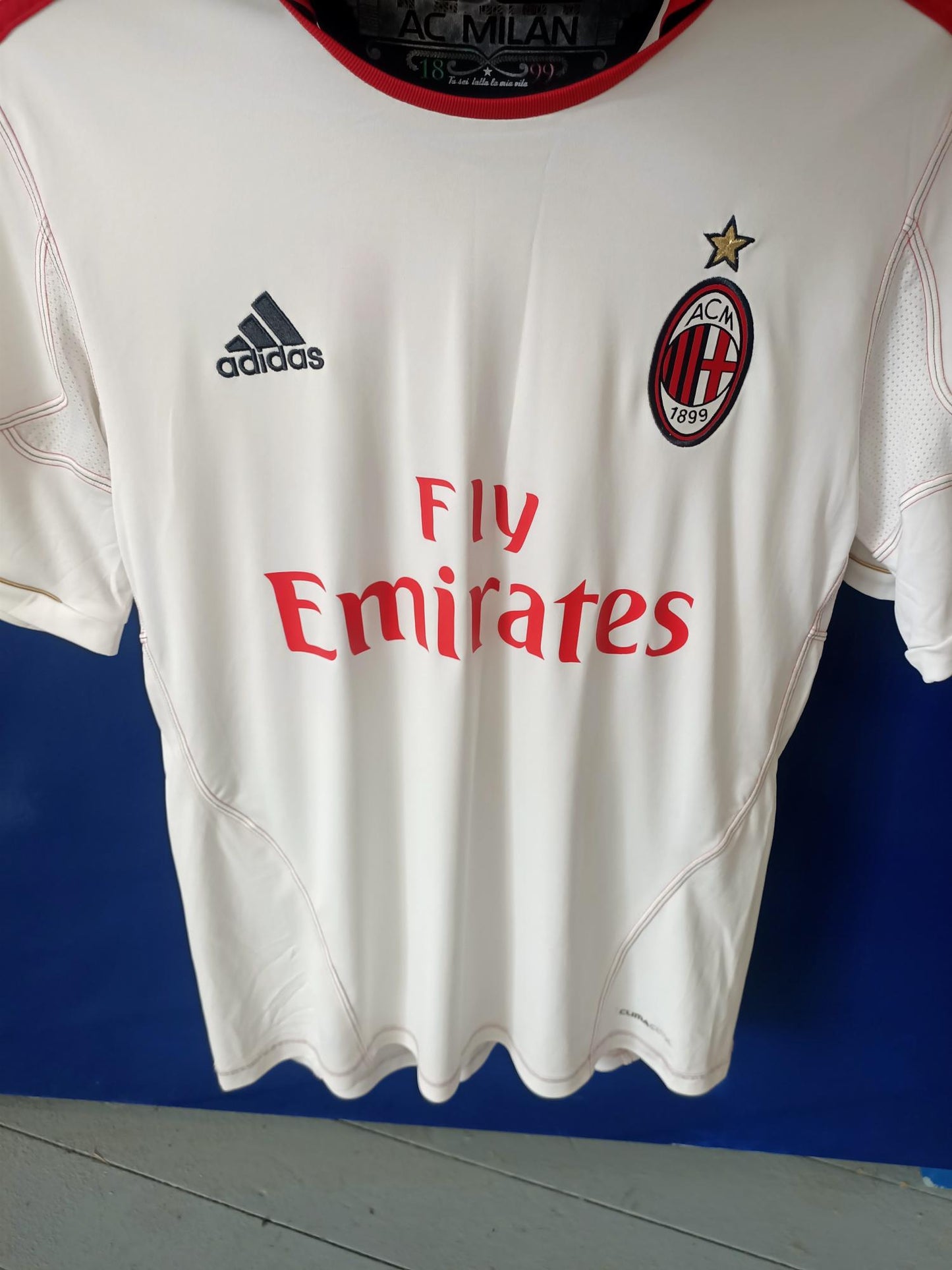AC Milan 2010-2011 Away Shirt Ronaldinho