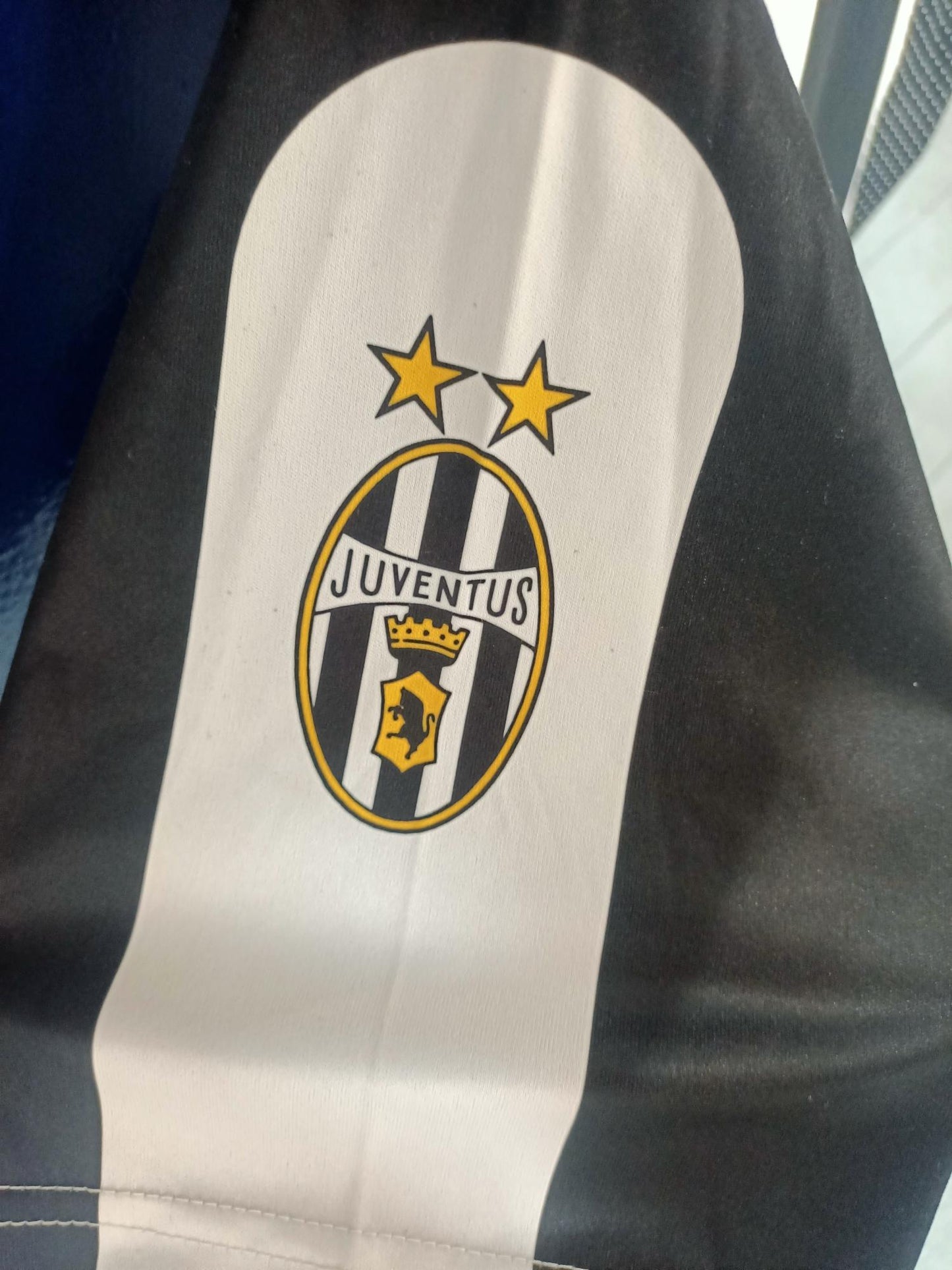 Juventus 1997-1998 Home Shirt