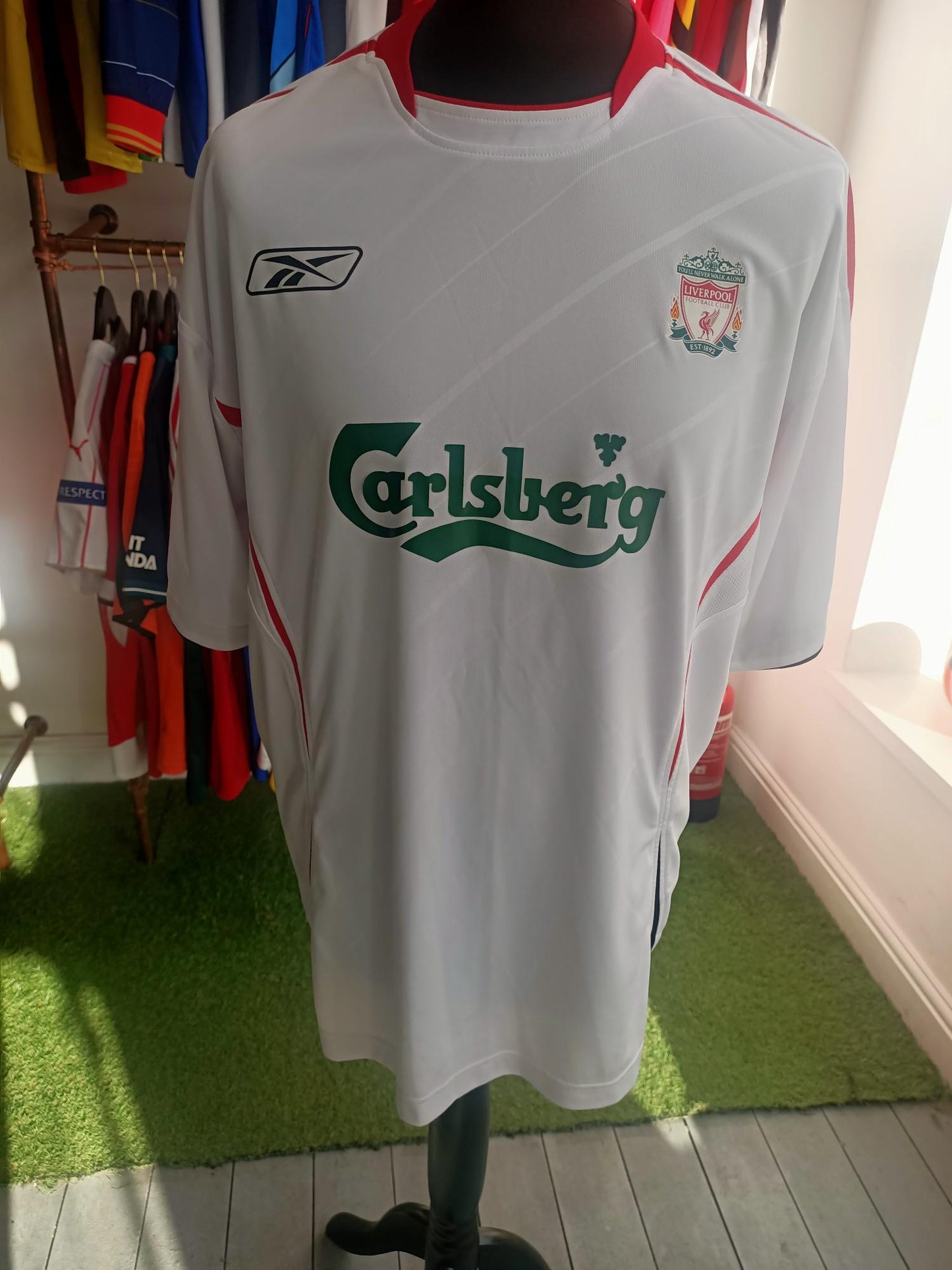 Liverpool 2005-2006 Away Shirt Alonso