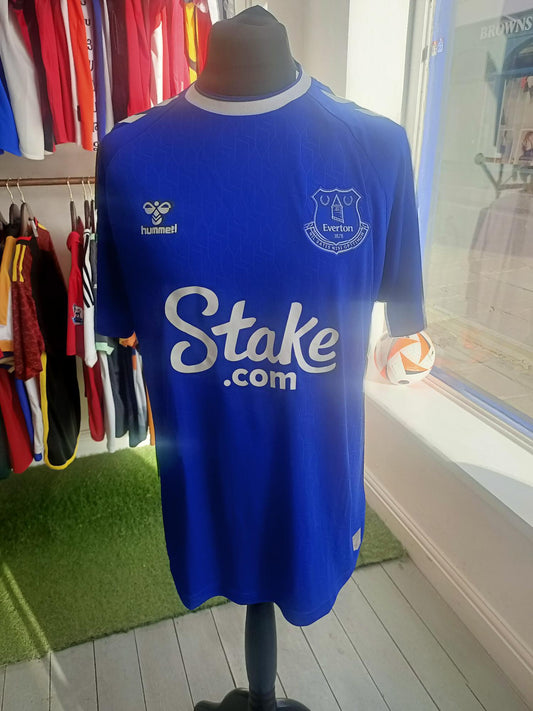 Everton 2022-2023 Home Shirt Doucoure