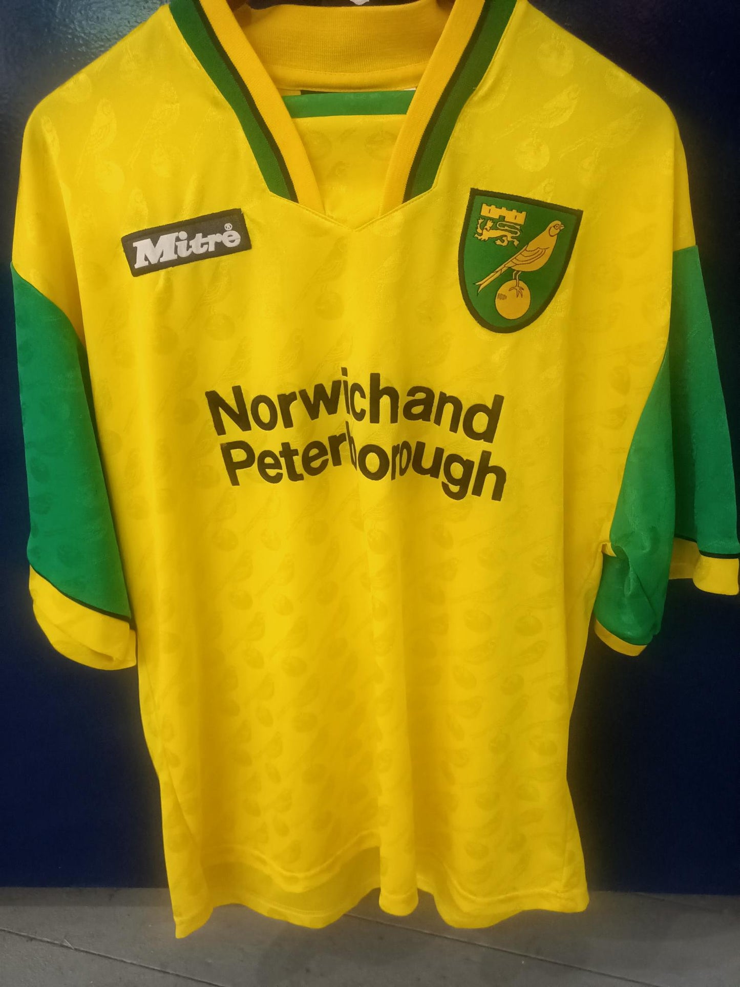 Norwich City 1996-1997 Home Shirt