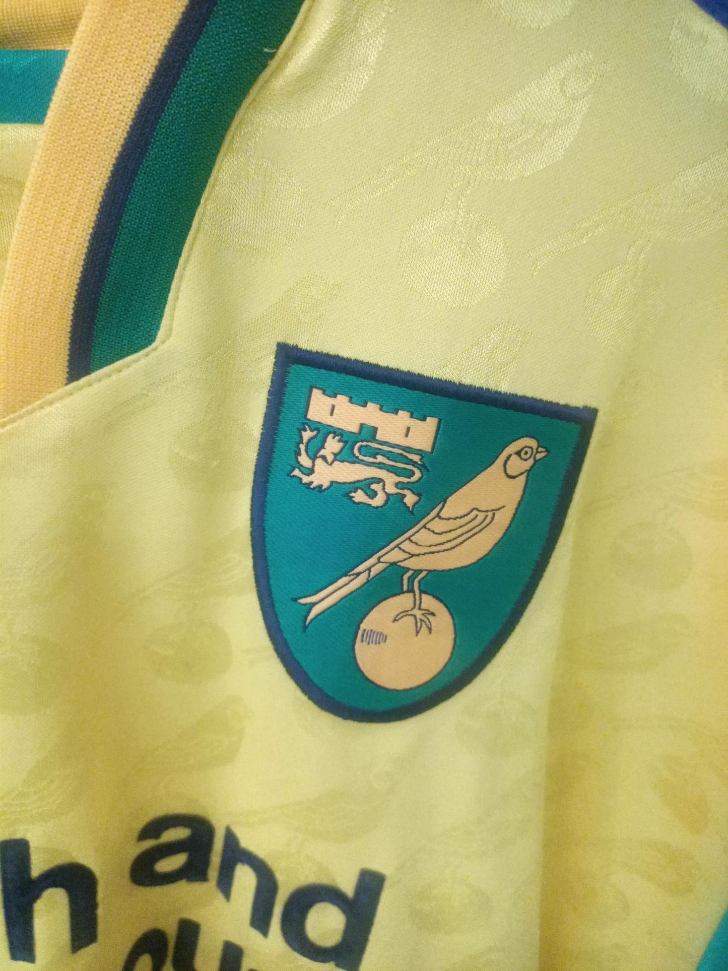 Norwich City 1996-1997 Home Shirt