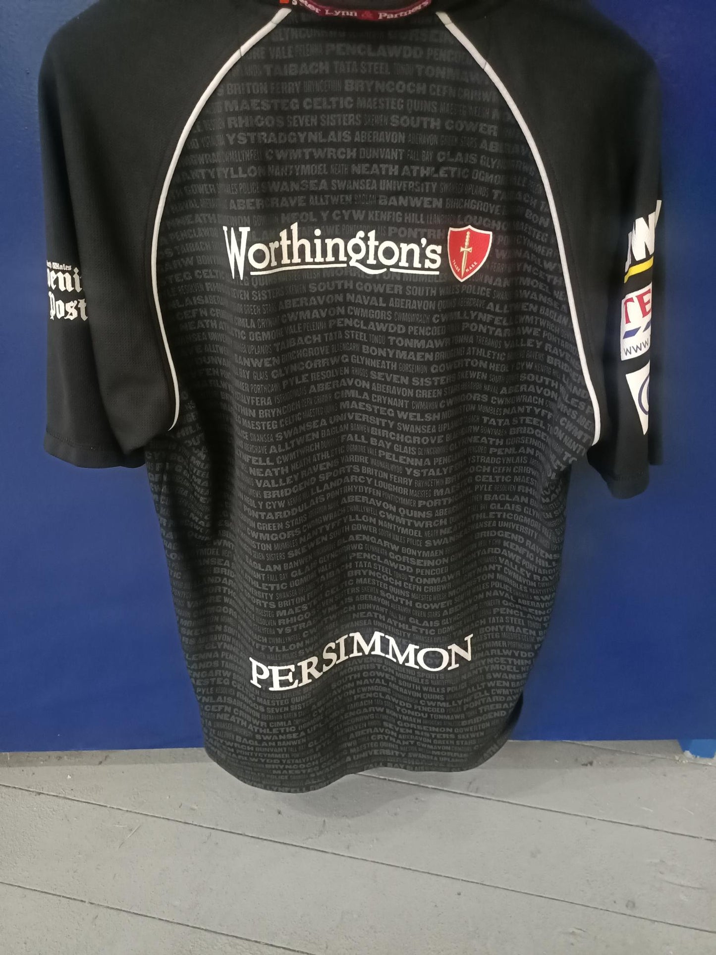 Ospreys 2012/2013 Home shirt (Large)